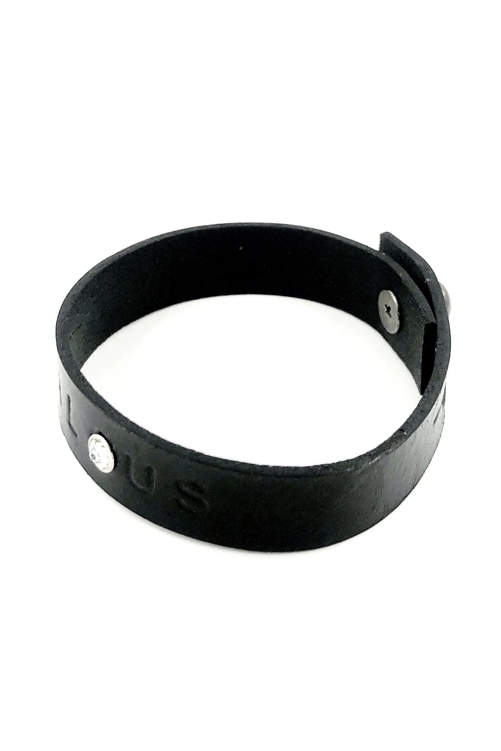 leather bracelet scandalous 4.jpg