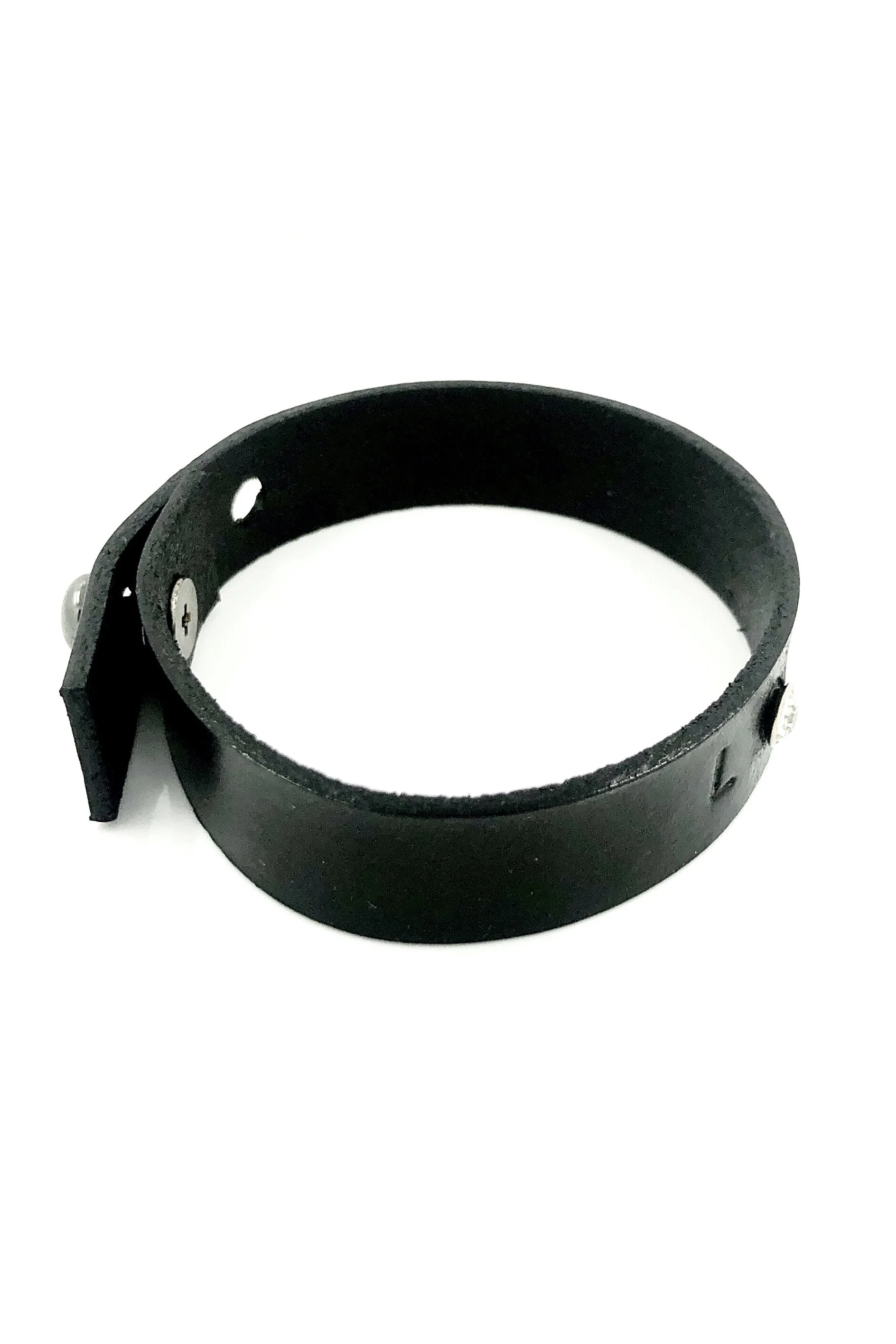 leather bracelet love 2.jpg