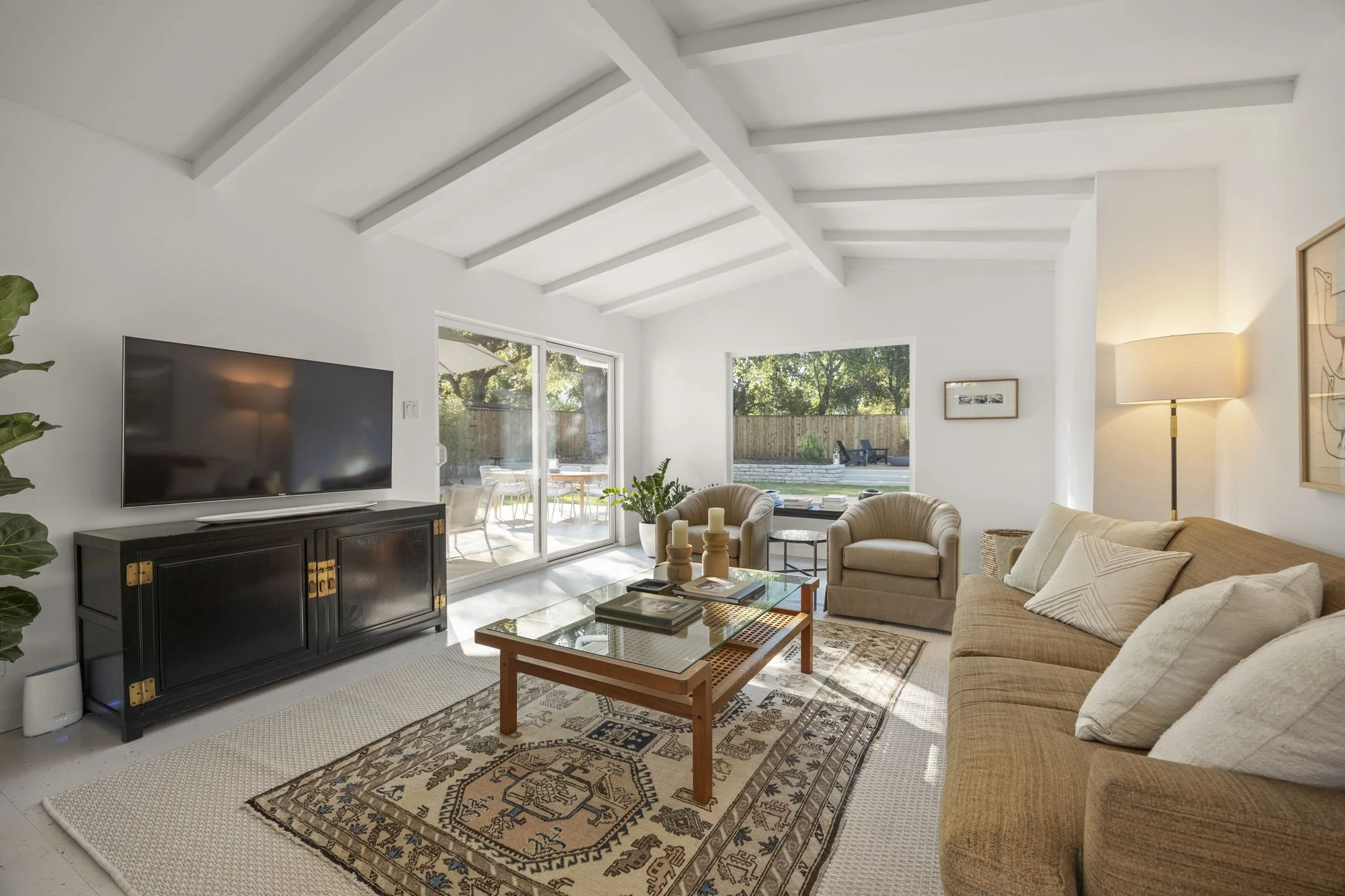 72-web-or-mls-Upmarketmedia_314San-048.jpg