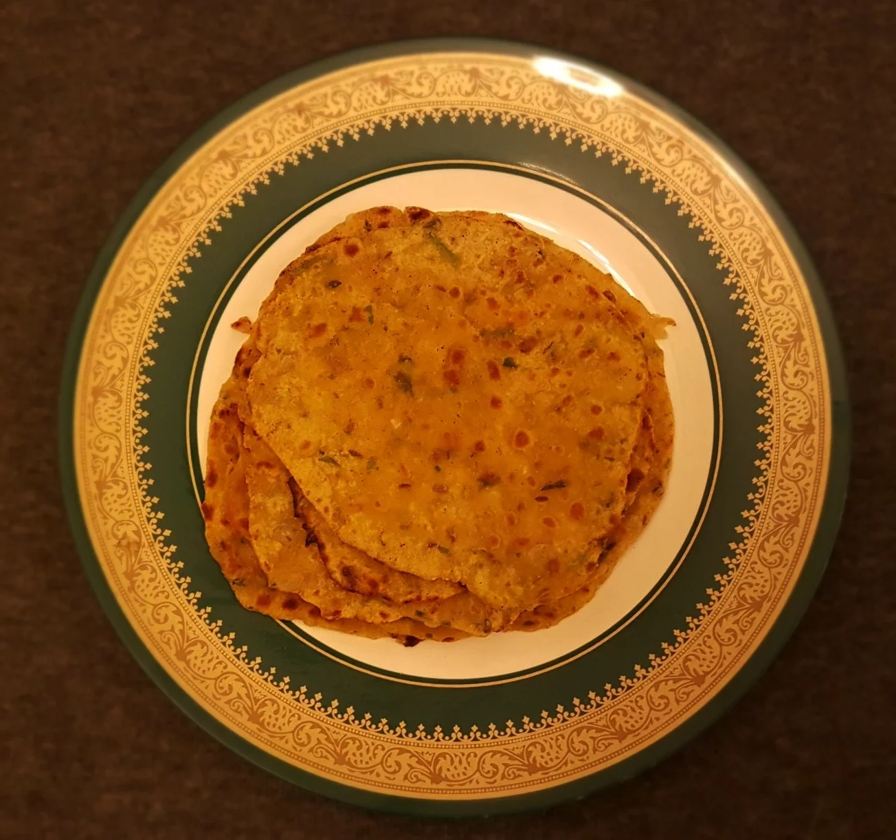 Leftover dal (lentil) paranthas