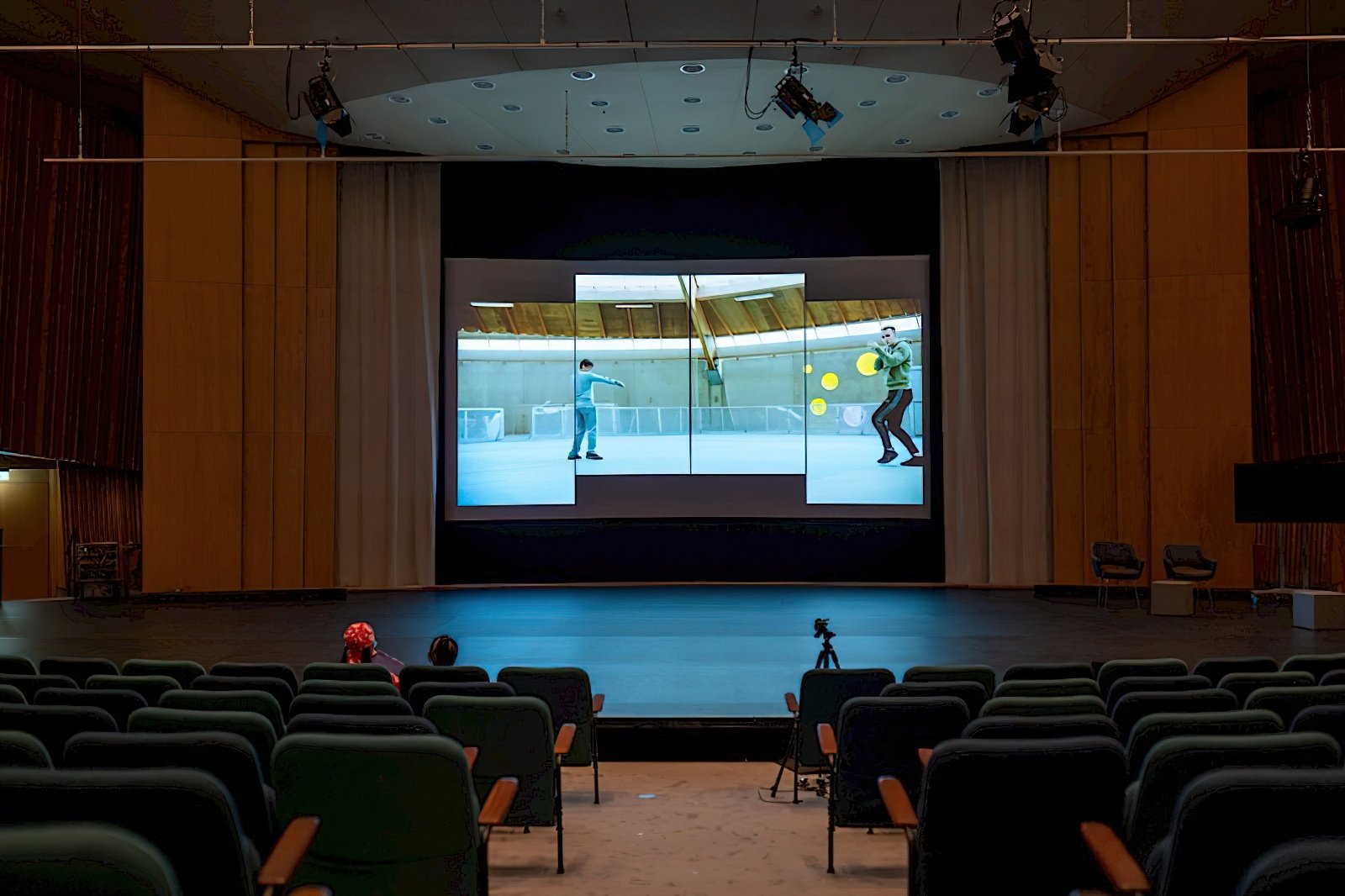 Søren Thilo Funder, GAME Engine (Orange Bulletproof Kids), 2021, Installation View, HKW, Berlin (Photo: Jessica Arseneau)