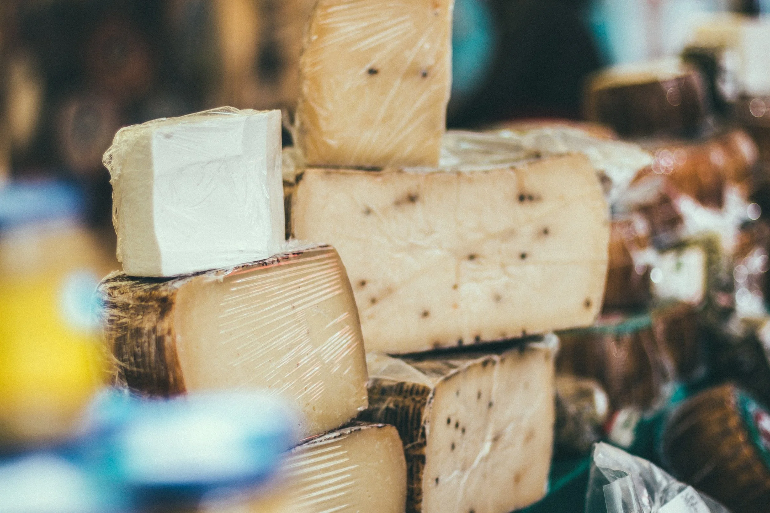 aged-cheese-close-up-277276.jpg