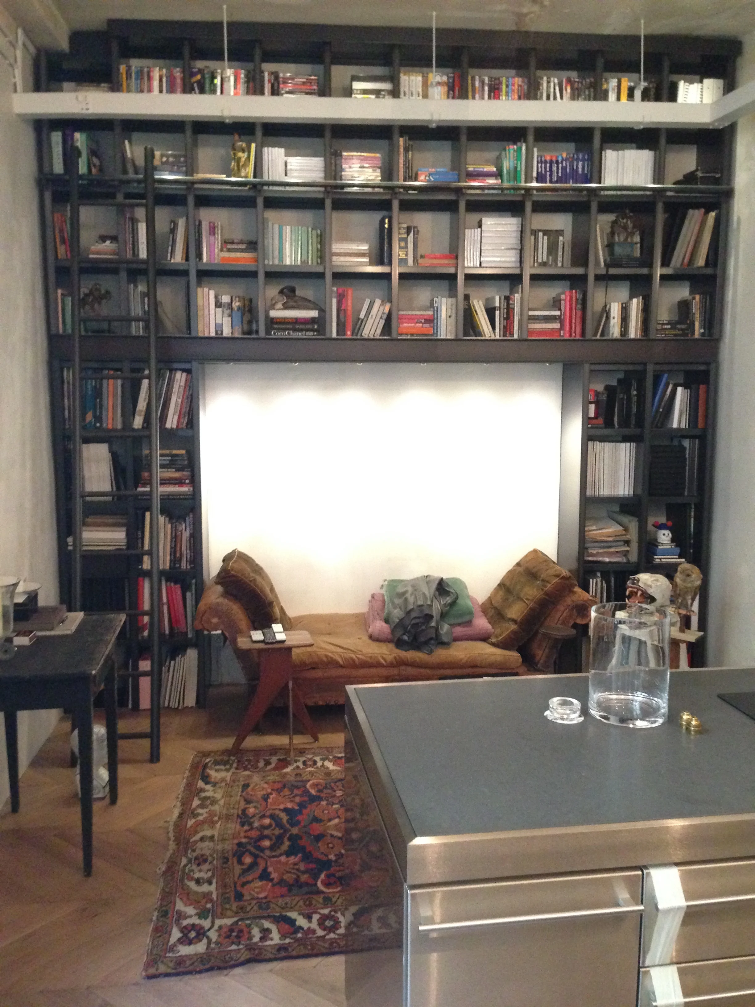  BIBLIIOTHEQUE EN METAL 