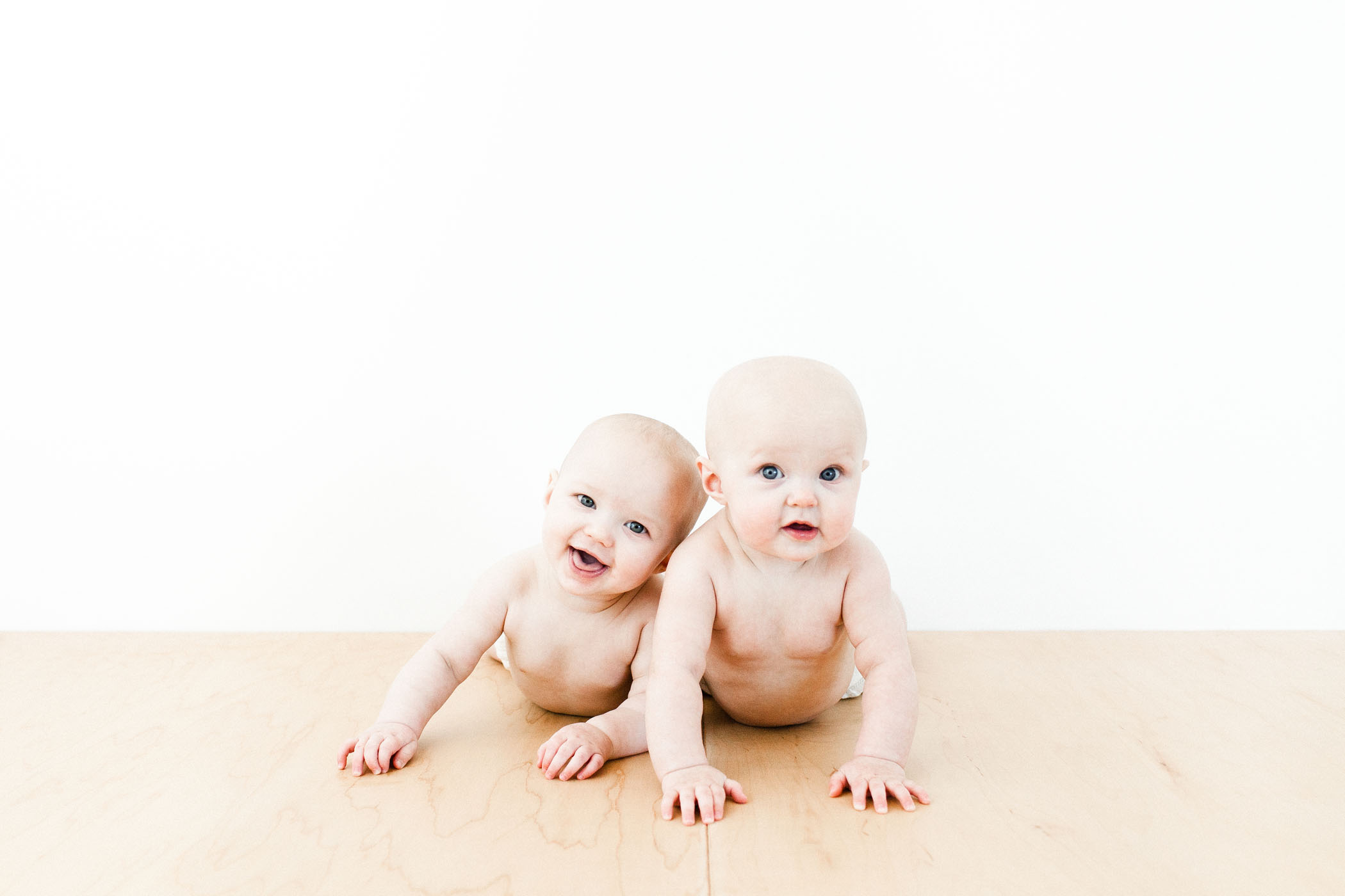 tucson-twins-baby-studio-photography_fletcher-and-co_013.jpg
