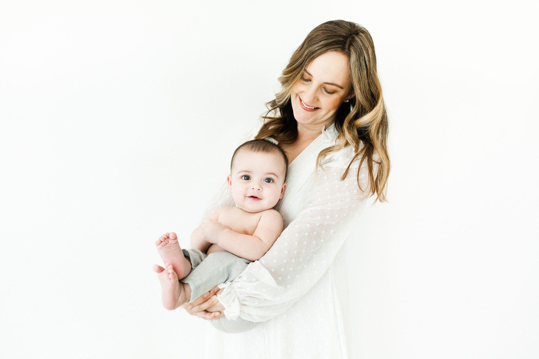 natural-light-studio-motherhood-event-photography_fletcher-and-co-tucson 050.jpg