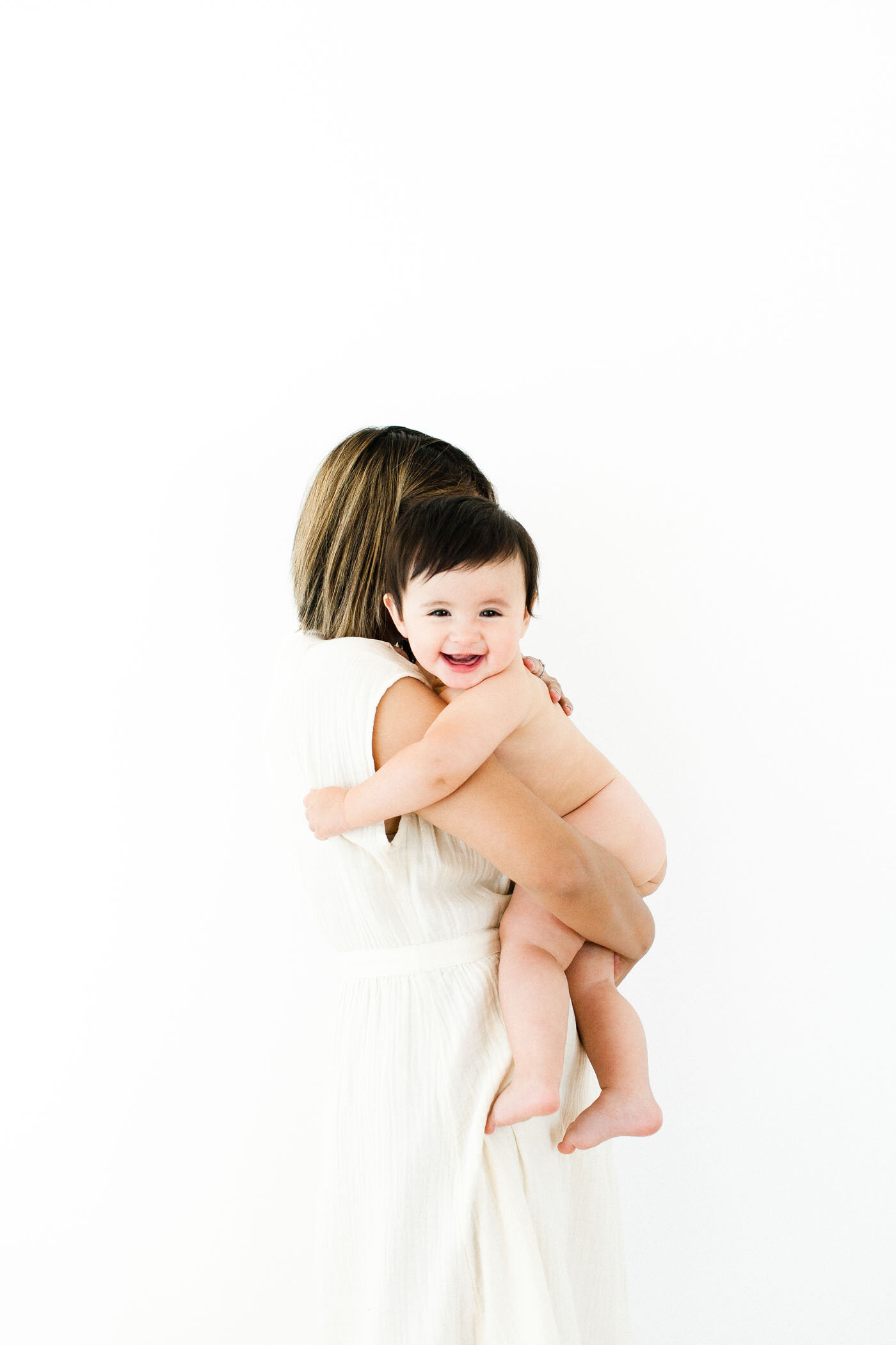 modern-motherhood-session-with-six-month-old_fletcher-and-co-tucson_gomez 023.jpg