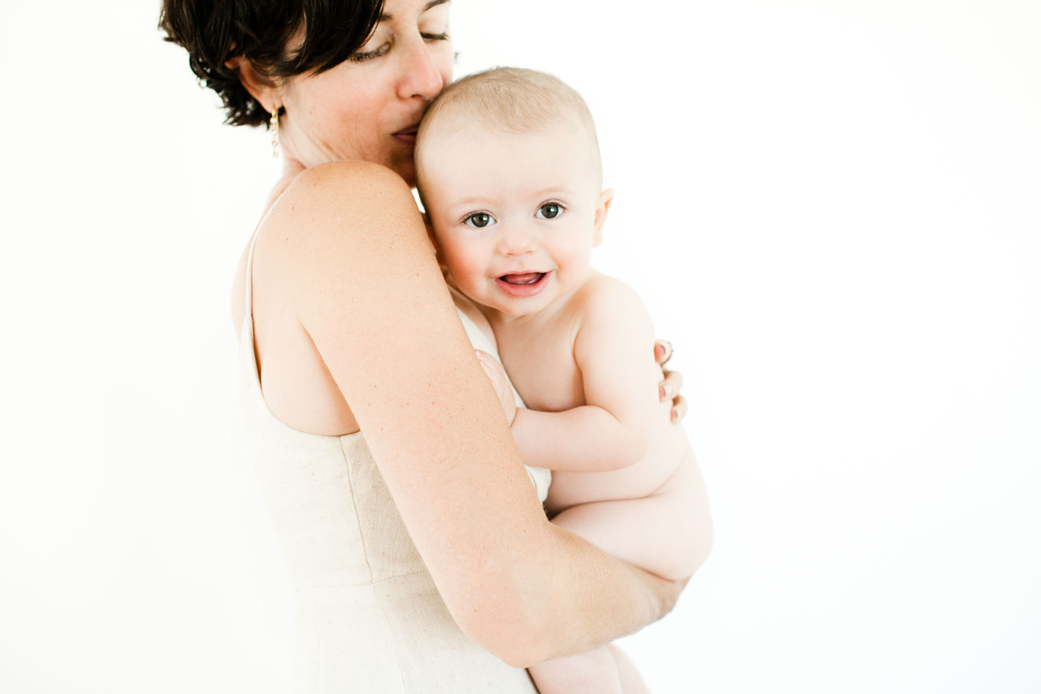 6-month-milestone-photos-natural-light-studio_fletcher-and-co-tucson_etling 016.jpg