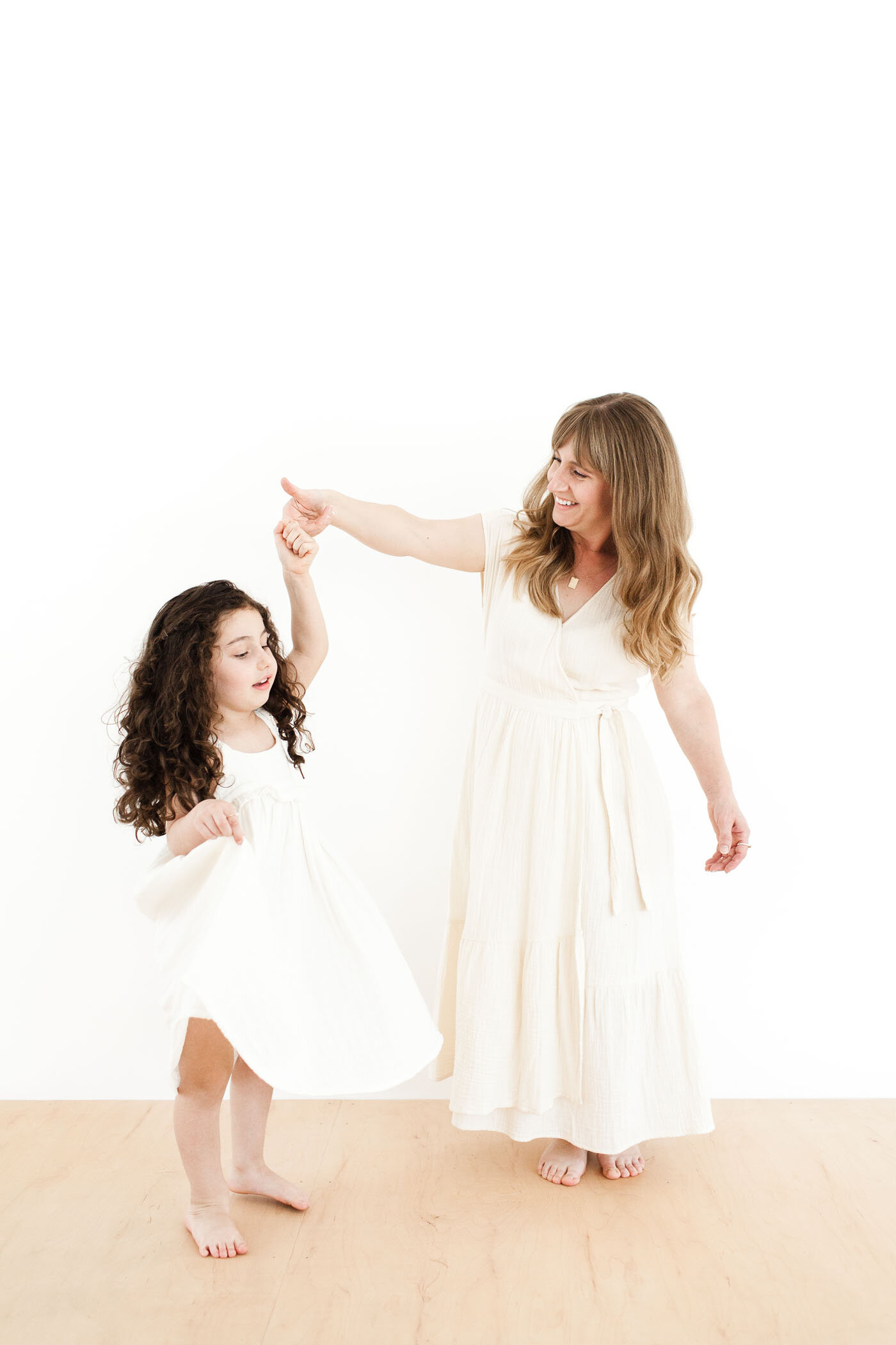 favorite-mothers-day-gift-casia-fletcher-tucson-family-photographer-portraits-with-her-child-in-studio_015.jpg