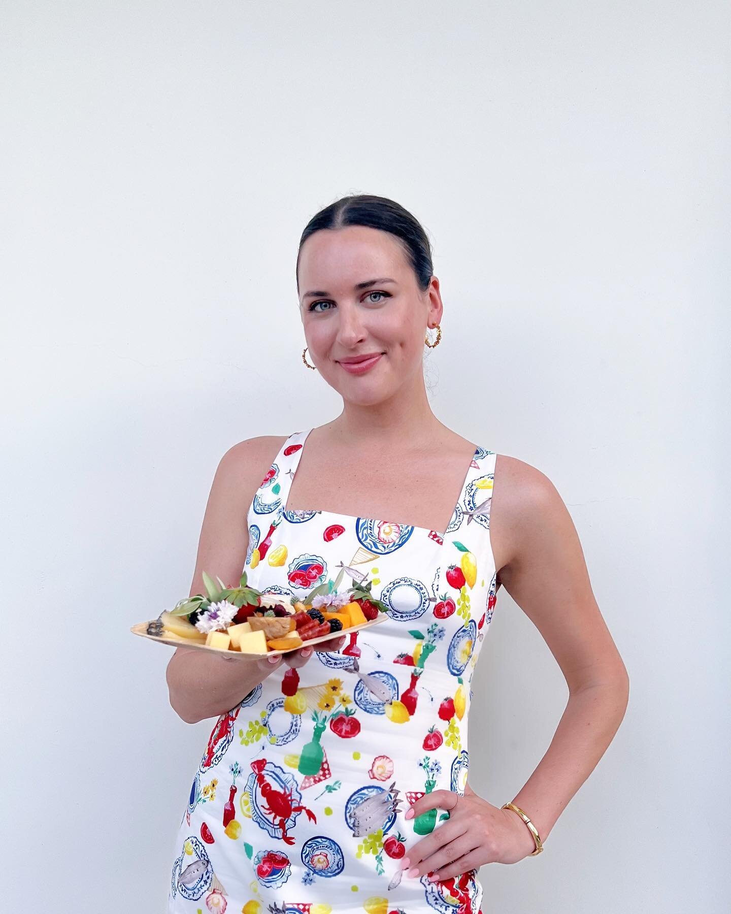 That Cheese Party Tour: Palm Springs, CA 🌴 This was such a fun event to kick off the west coast run of my book tour! I finally got to meet @weelicious in-person who moderated a lovely convo, we made cheese plates with provisions provided by @onthema