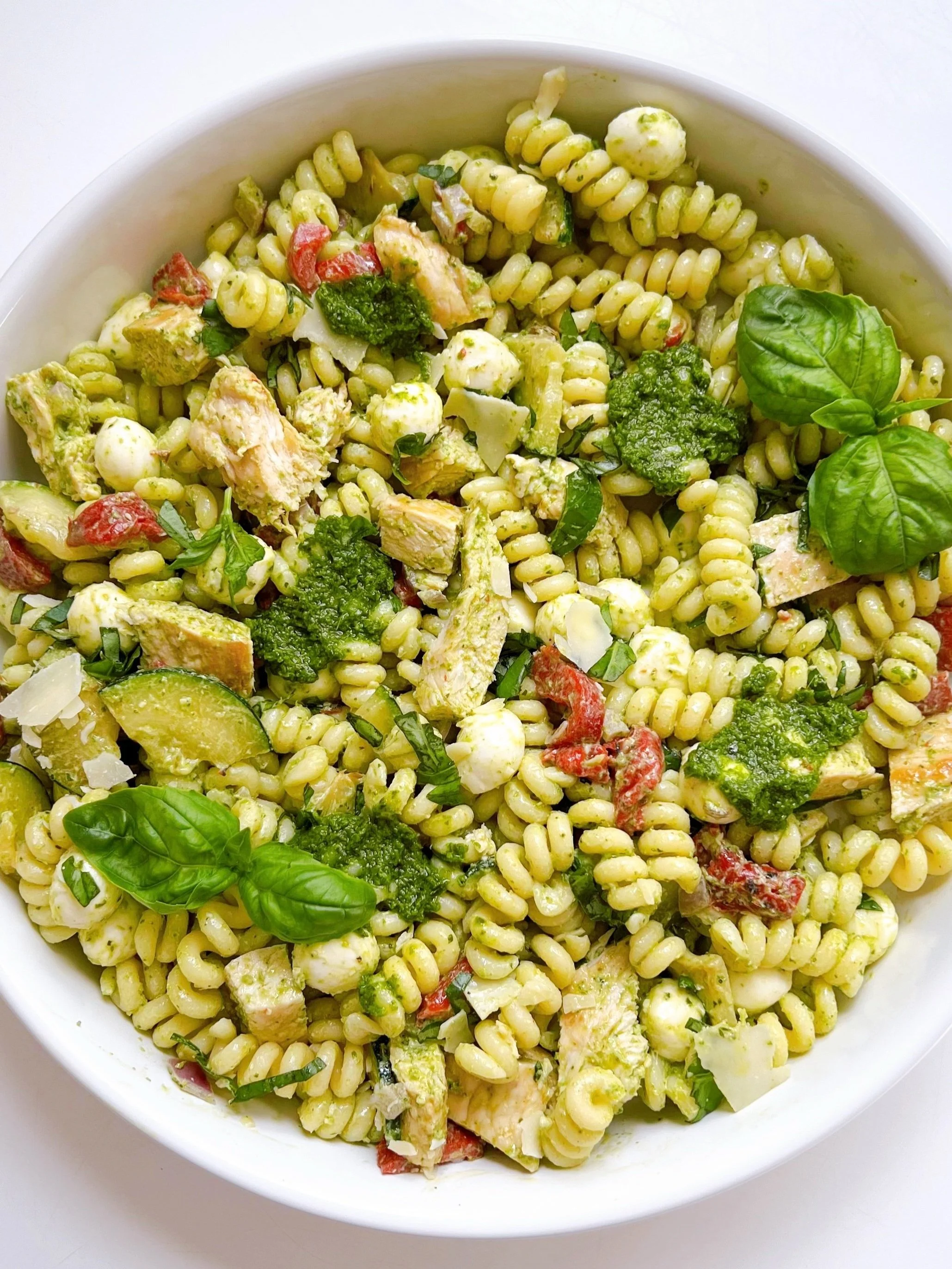RECIPE PESTO CHICKEN AND MOZZARELLA PASTA SALAD — THAT CHEESE PLATE