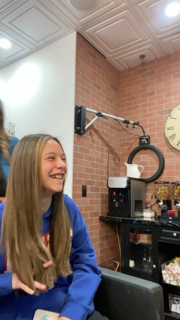 Big change for this little cutie! Enjoy the giggles at the end. 🤭 created by Britt
#njhairstylist #oceanportnj #njsalon #oceanportnj #hairtherapy #hairtrends #gorogue