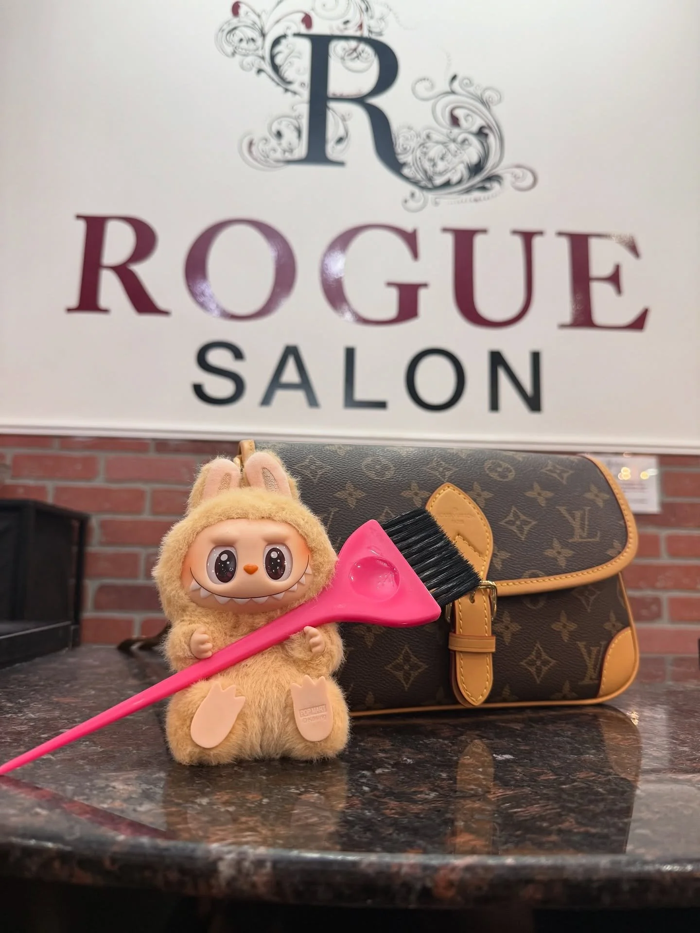 Clients? Stylists? Please. Labubu was the main character today 😏 😈✨
#labubu #maincharacterenergy #njhair #njhairstylist #njhairsalon #rogue #oceanportnj