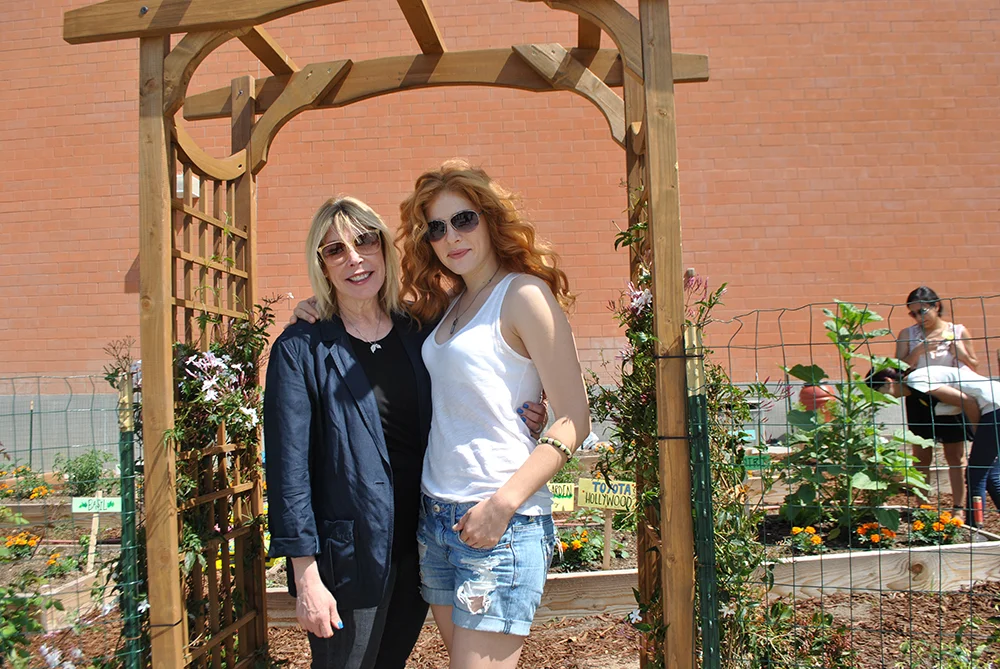 debbie-rachelle.jpg
