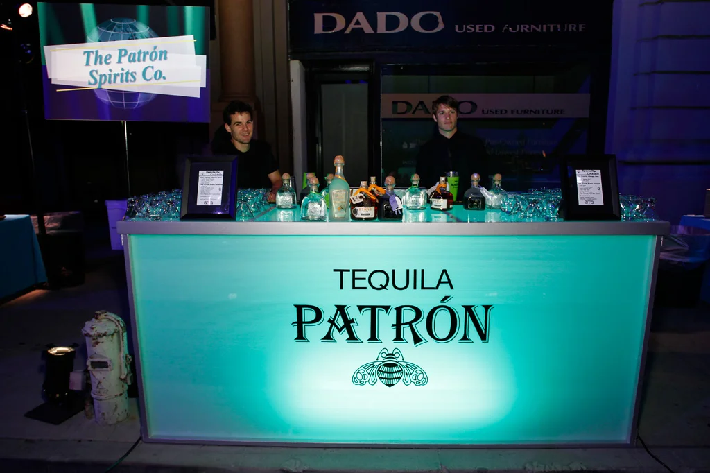 Patron_Bar.jpg