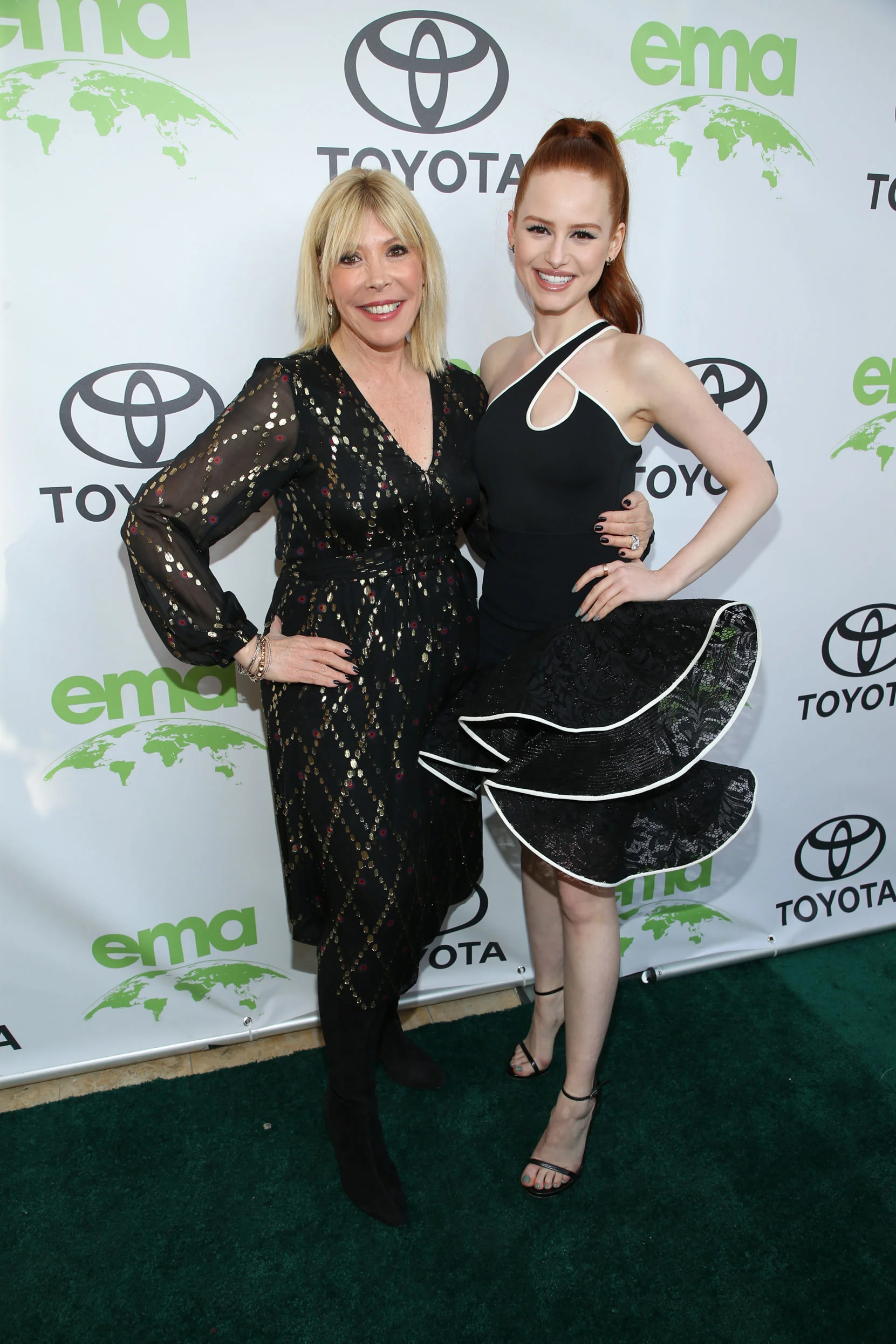 green_carpet-32.jpg