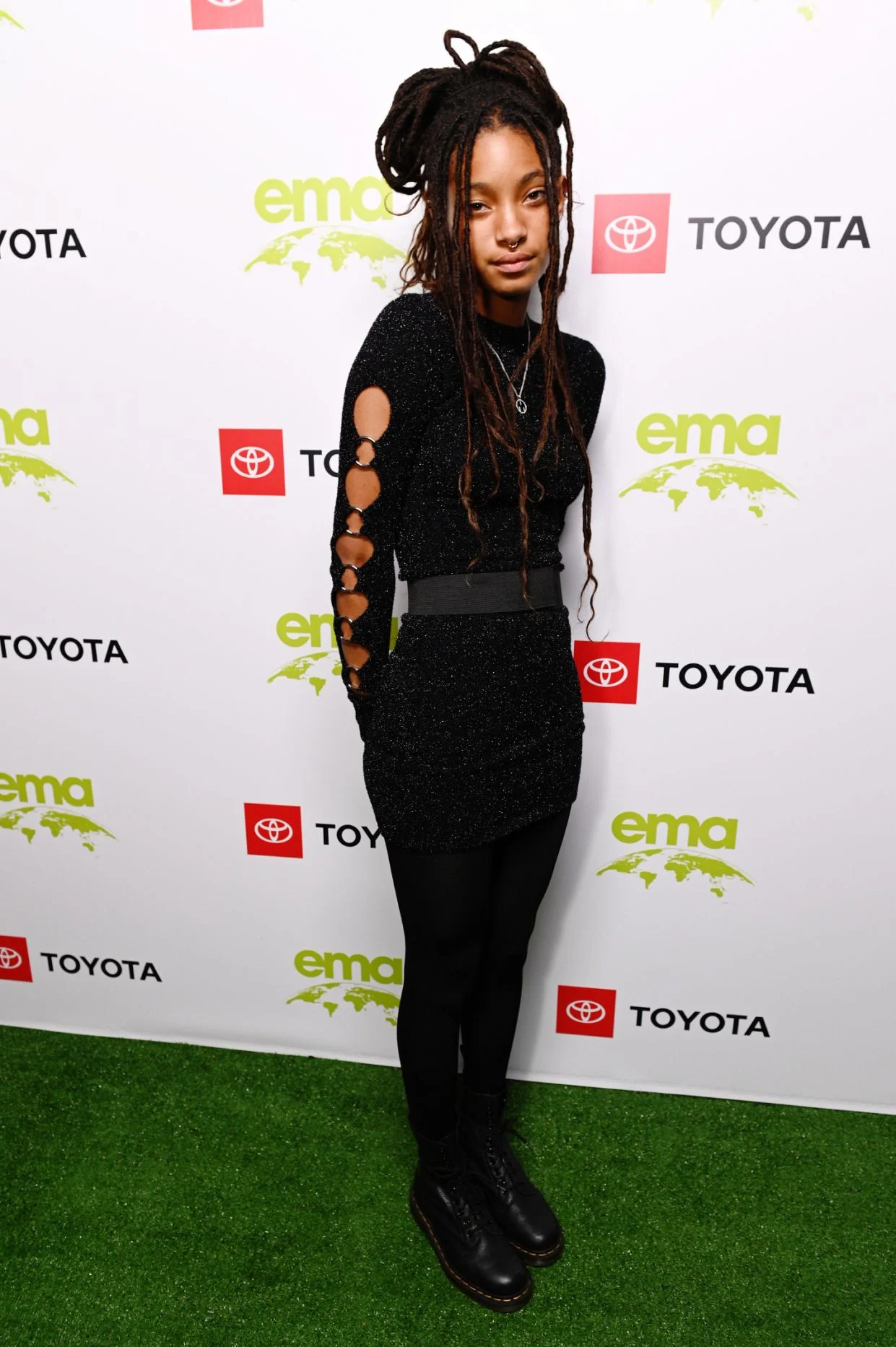 Yahoo.com: The Weekend’s Best Celebrity Style Featuring Willow Smith