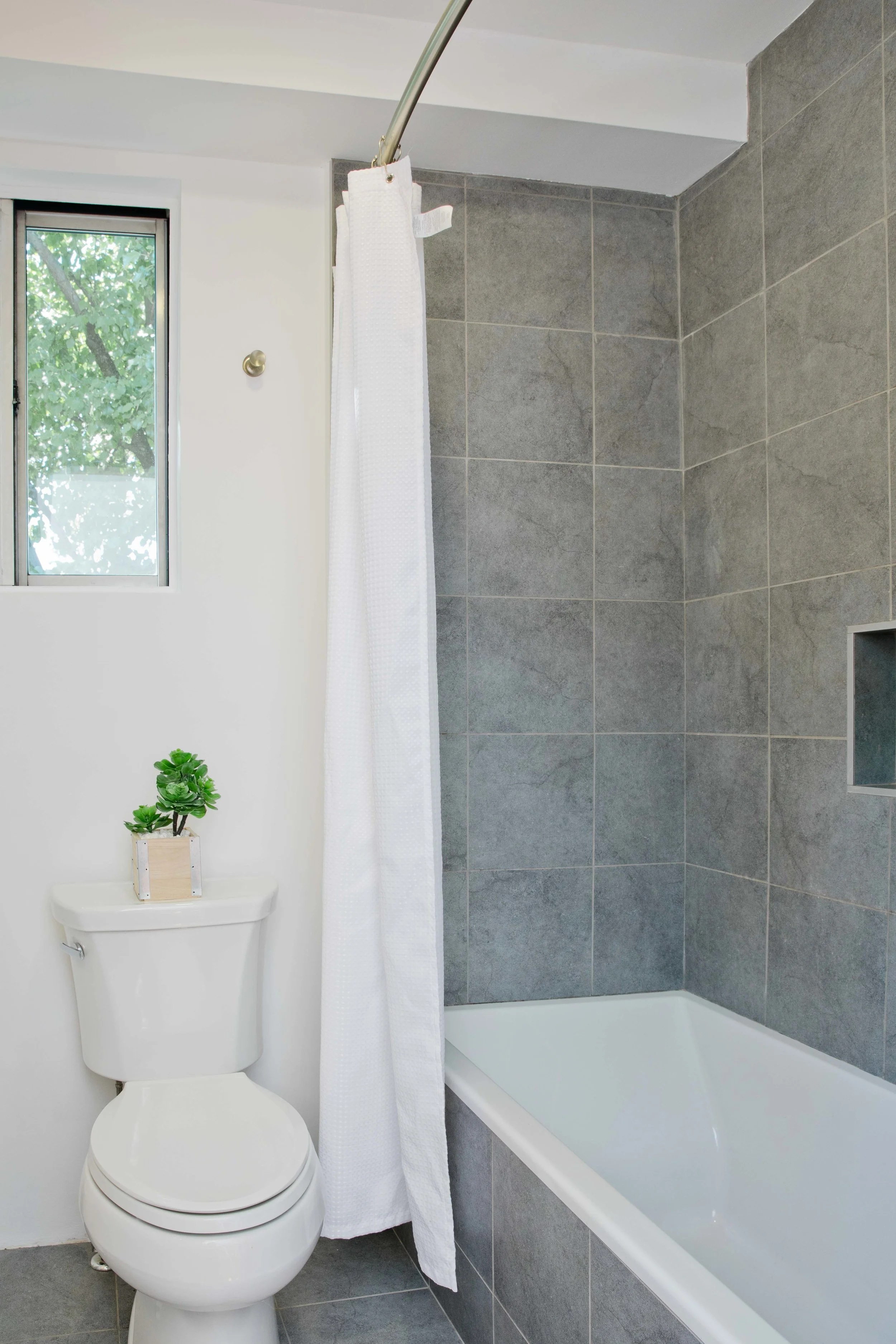 12 Ellery Square-10.jpg