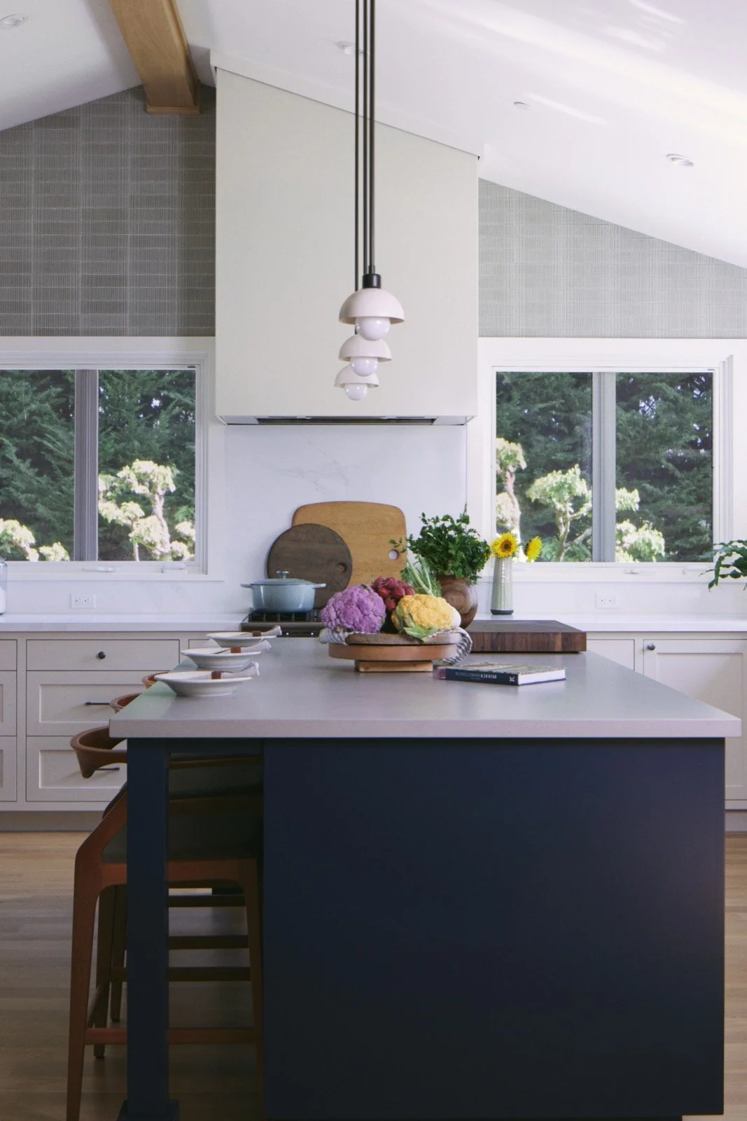 2 Kitchen ISL Closeup_Y05A2248_IIII.jpg