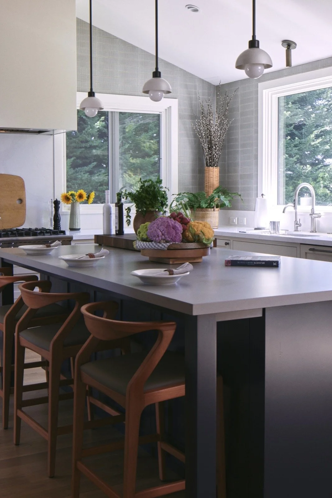 4 Kitchen Island pendants_Y05A2264.jpg