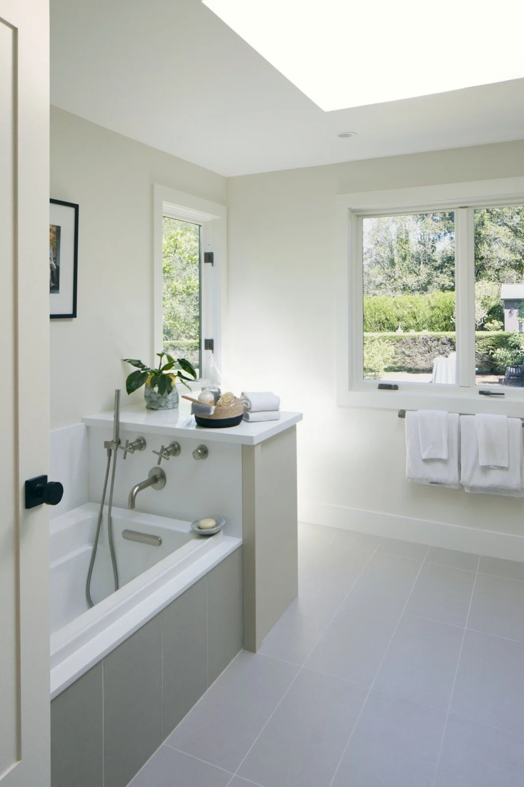 27 Primary Bath TUB rev_Y05A2138_CC_II.jpg