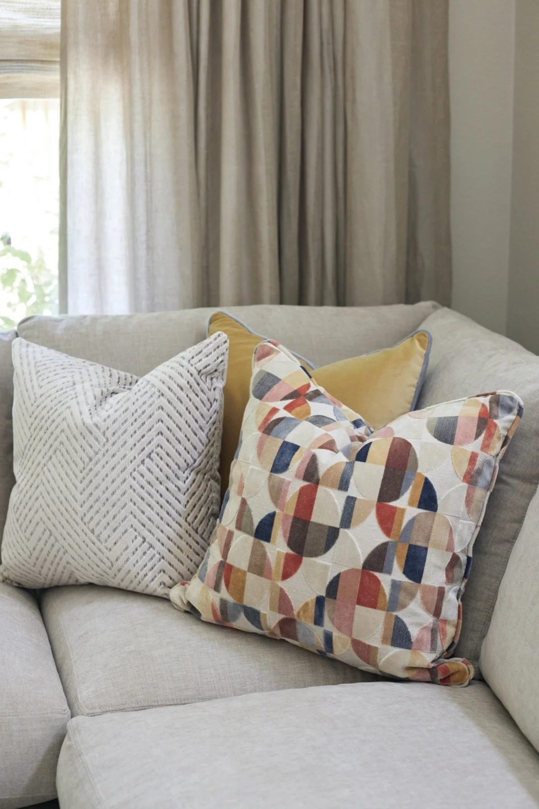 7. Great Room focus pillows Sonoma_Project_05A5639.jpg