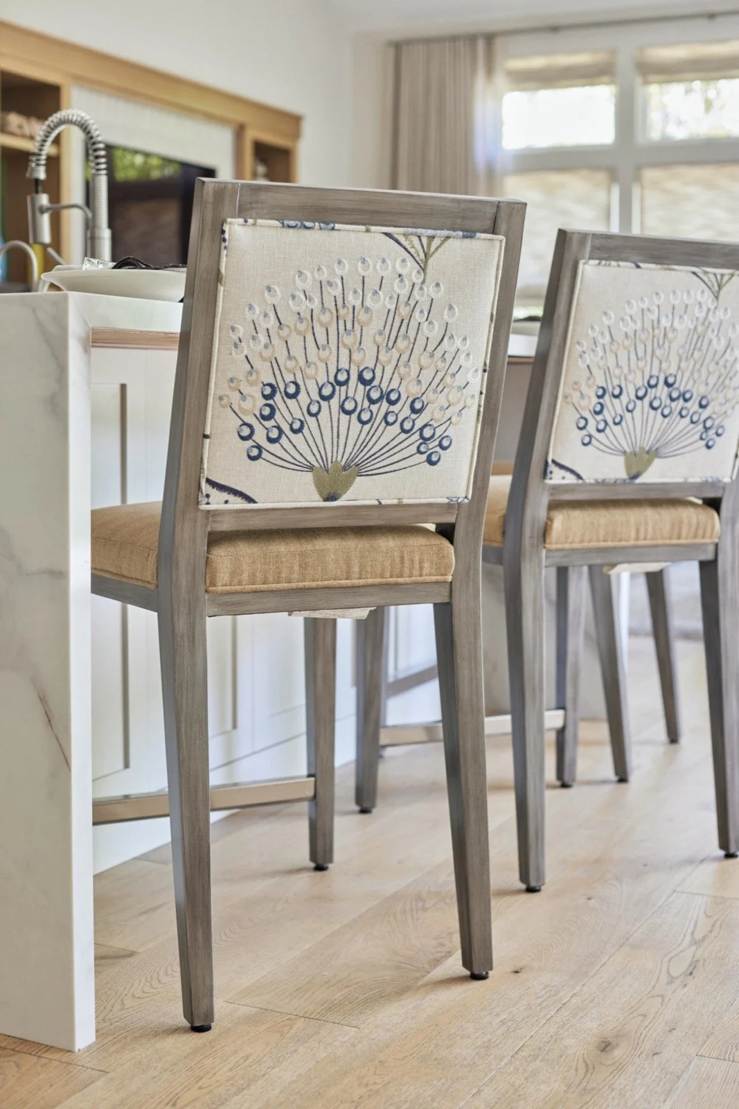11. Kit Island close up Chairs Sonoma_Project_05A5564.jpg