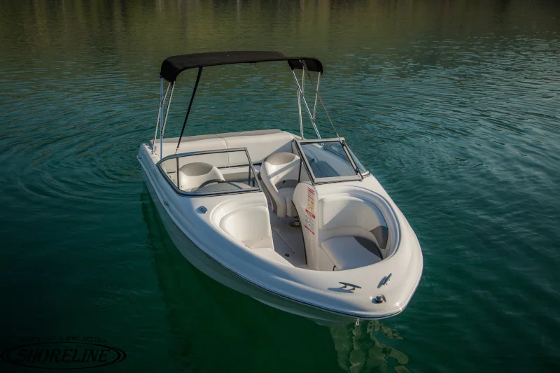 19ft Reinell Bow-800.jpg