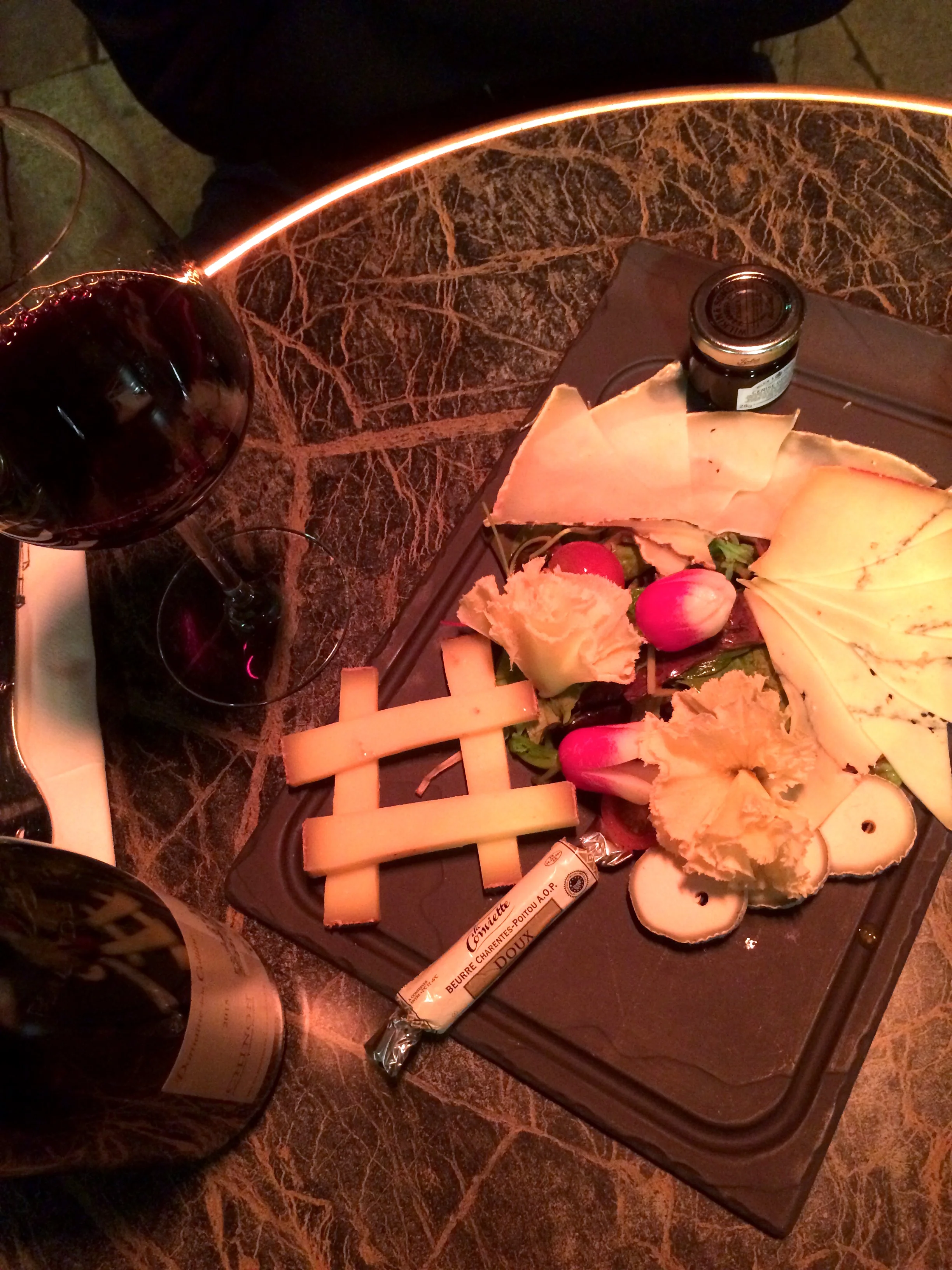 My very first activity after landing in Bordeaux: wine and cheese plate.