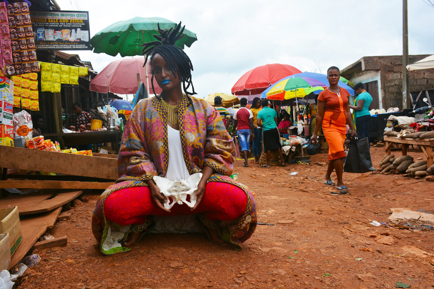 Tsedaye Makonnen_The Crowning_Nsukka Market Edition 1_photographers Emeka Egwuibe and Eze Chineye .jpg