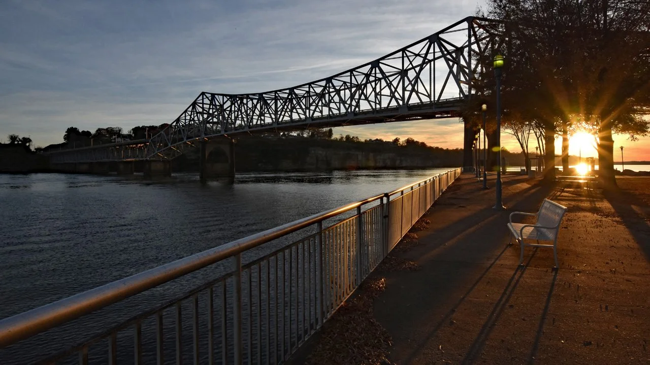 Sunset by the Pointe6720.jpg