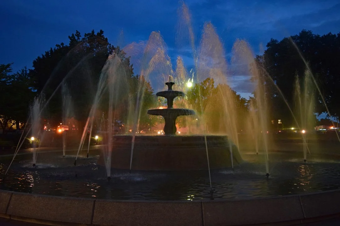 Fountain in Solohette8720.jpg