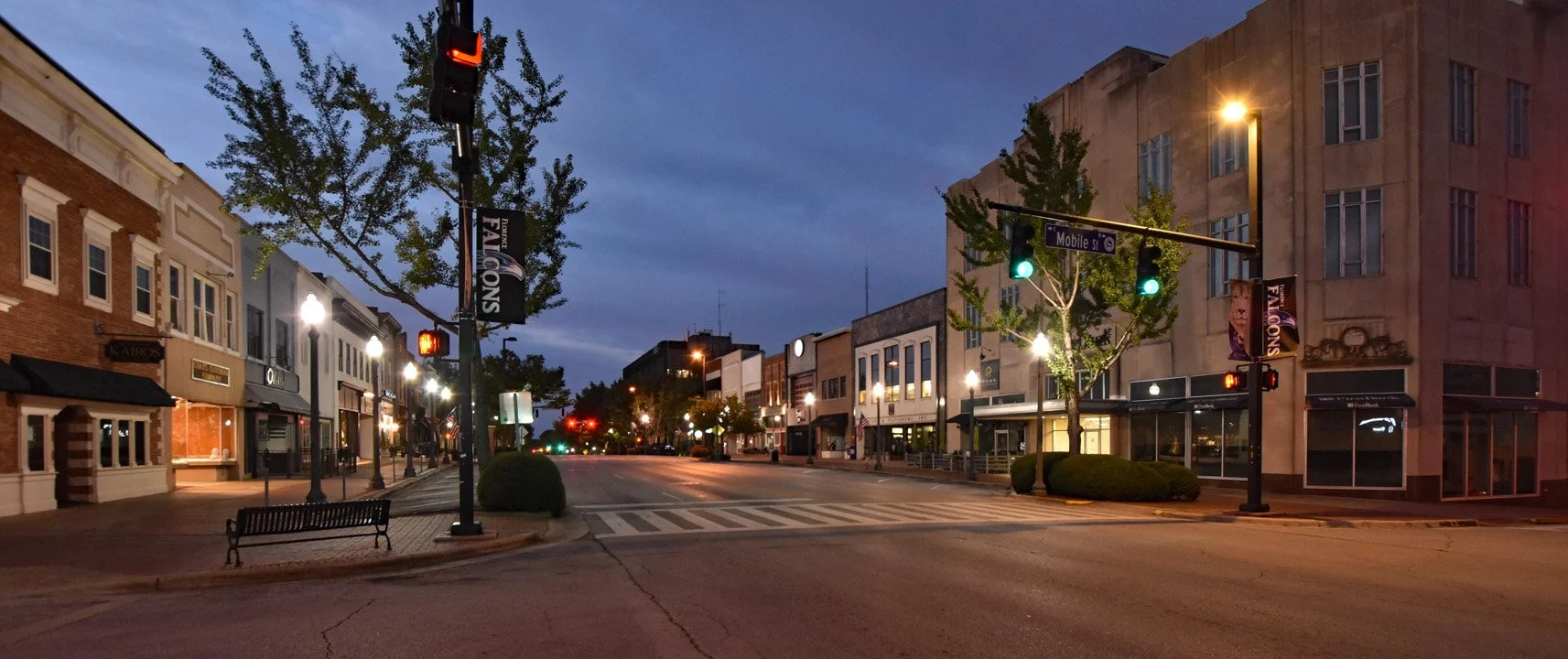 Dawn by Downtown Court Street1720.jpg