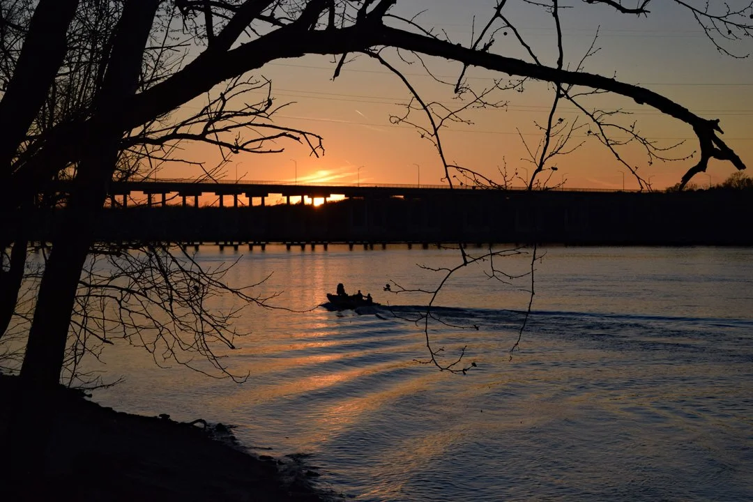 Night Cruise on the Tennessee720.jpg