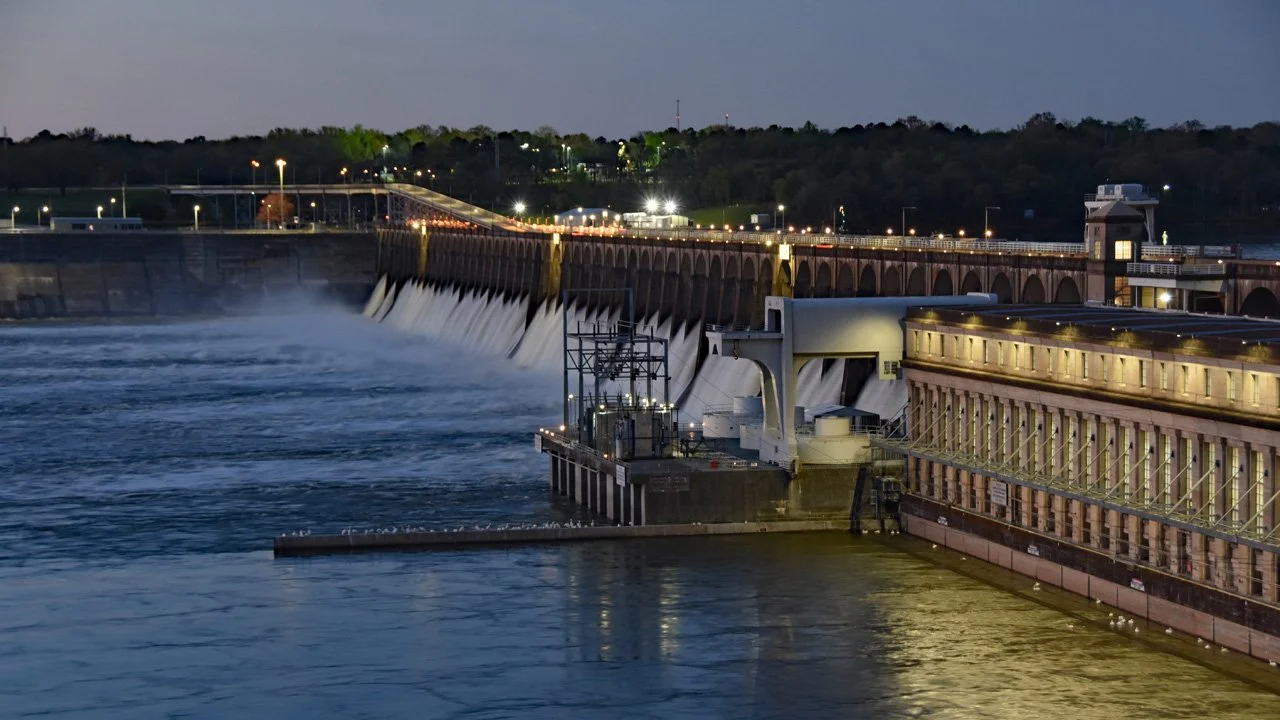 The Spillways at Night4720.jpg