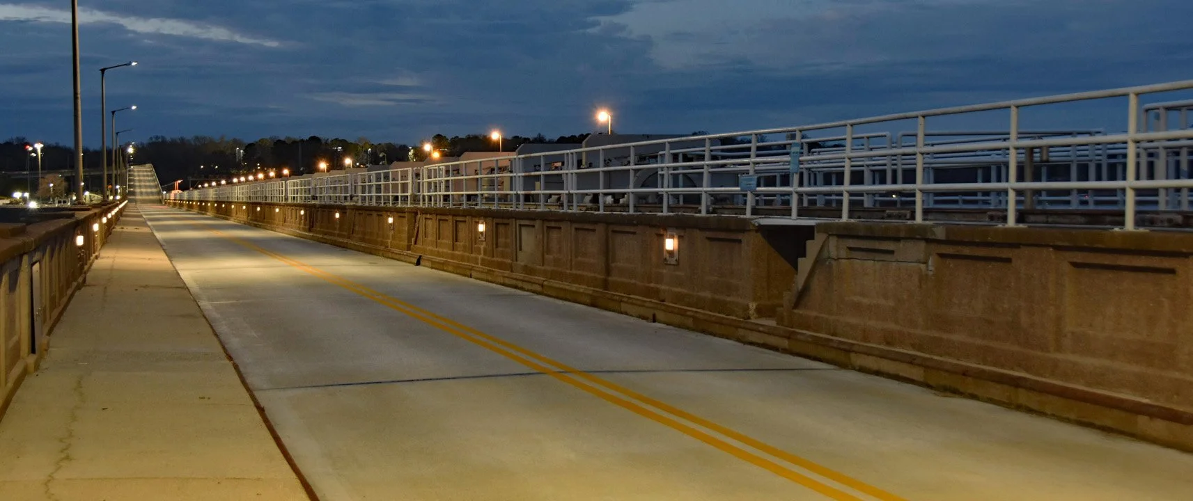 Looking North on Wilson Dam1720.jpg