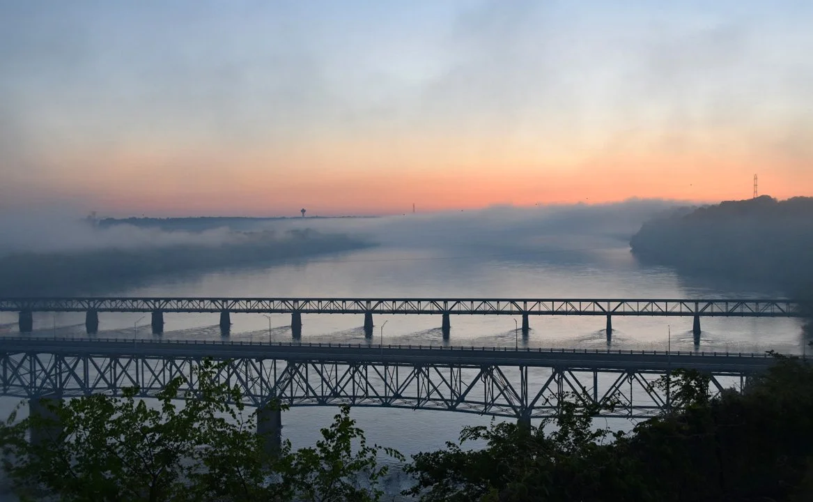 Foggy Sunrise2720.jpg
