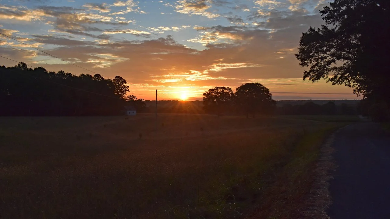 Sunrise on the Farm19720.jpg