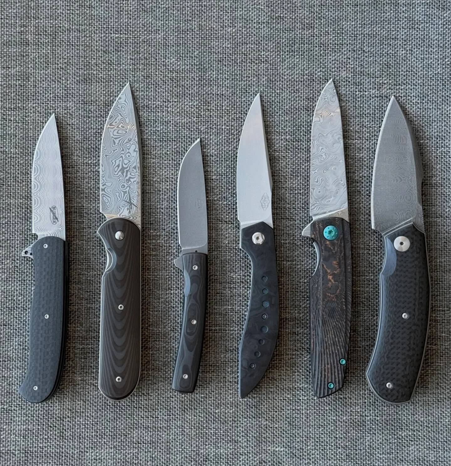 Carbon fiber. 
.
#pocketknife #carbonfiber #bladetothebone