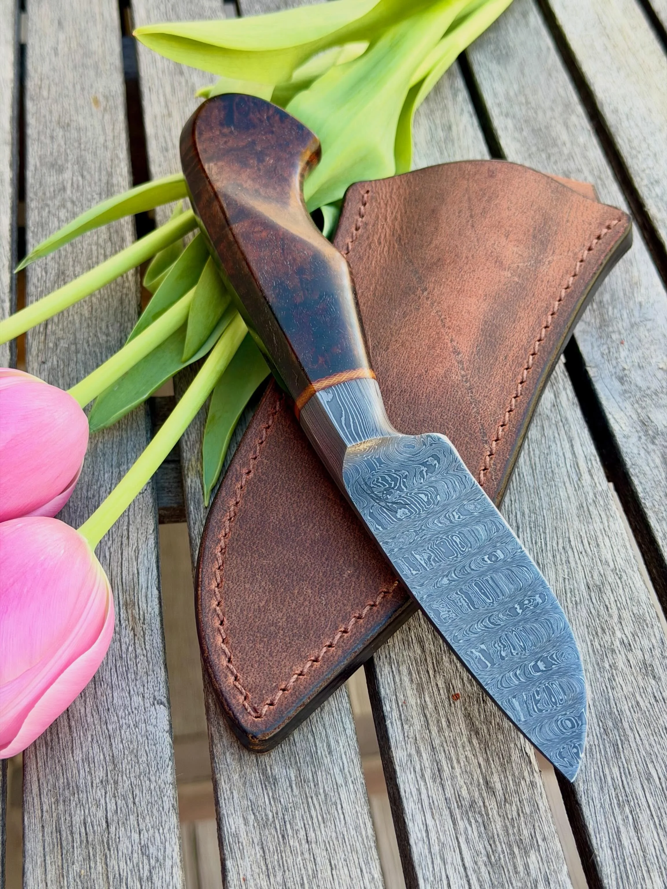 We were able to snag this curly koa hunter from @jason_knight_studio recently. It&rsquo;s an expertly made Damascus hunter, great size, great handle, great steel.  If you don&rsquo;t know who Jason is then&hellip;.then&hellip;..well, we don&rsquo;t  