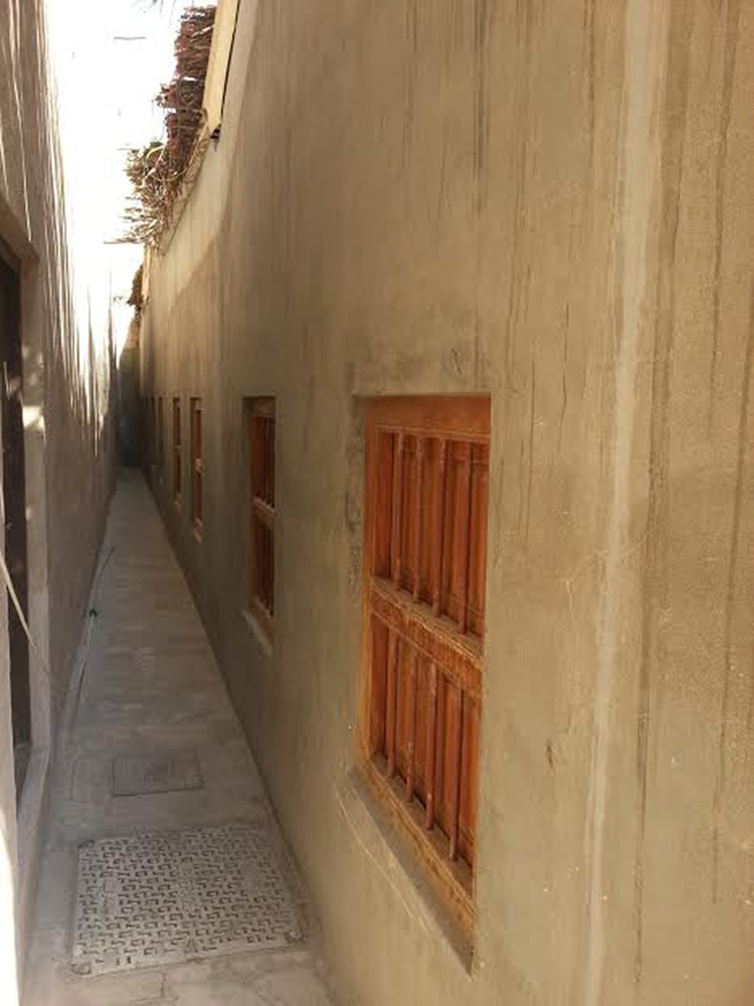  Installation location  Alley between House 11 and House 16, Al Fahidi Historical Neighbourhood 