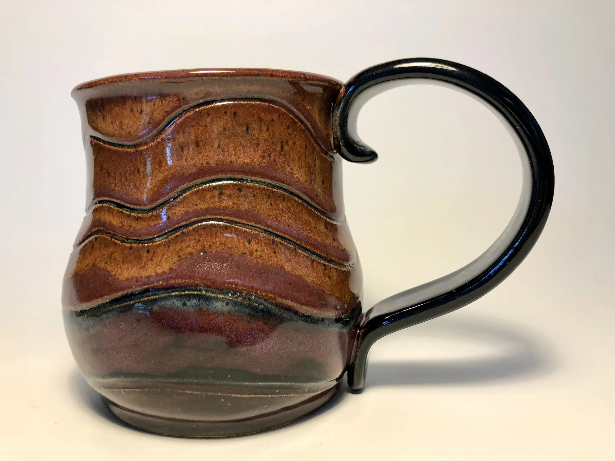 Pot Belly Mug in Amber, Merlot and Black