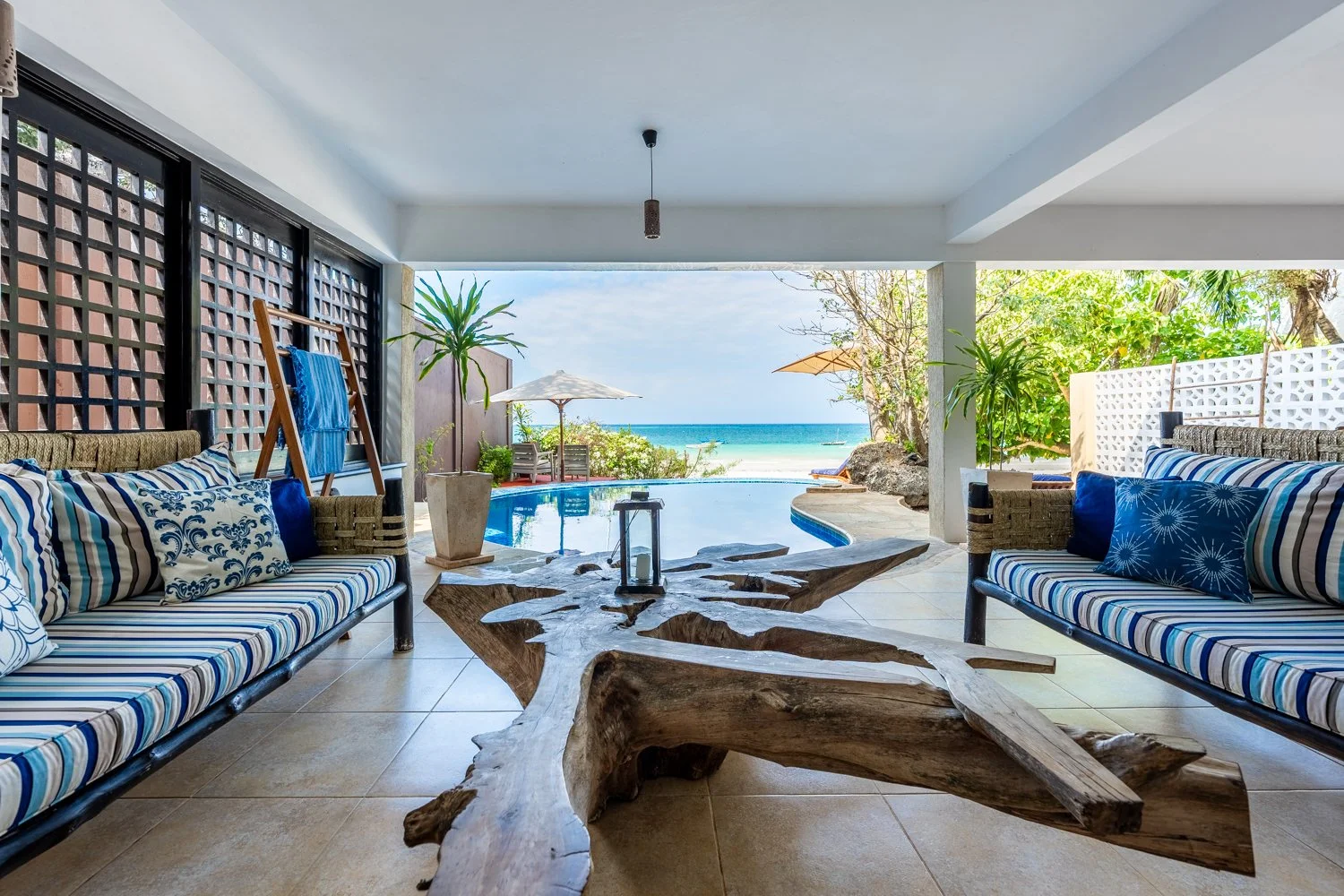 0014-Tequila Pool Cabana 2026-_A7V1715-HDR.jpg