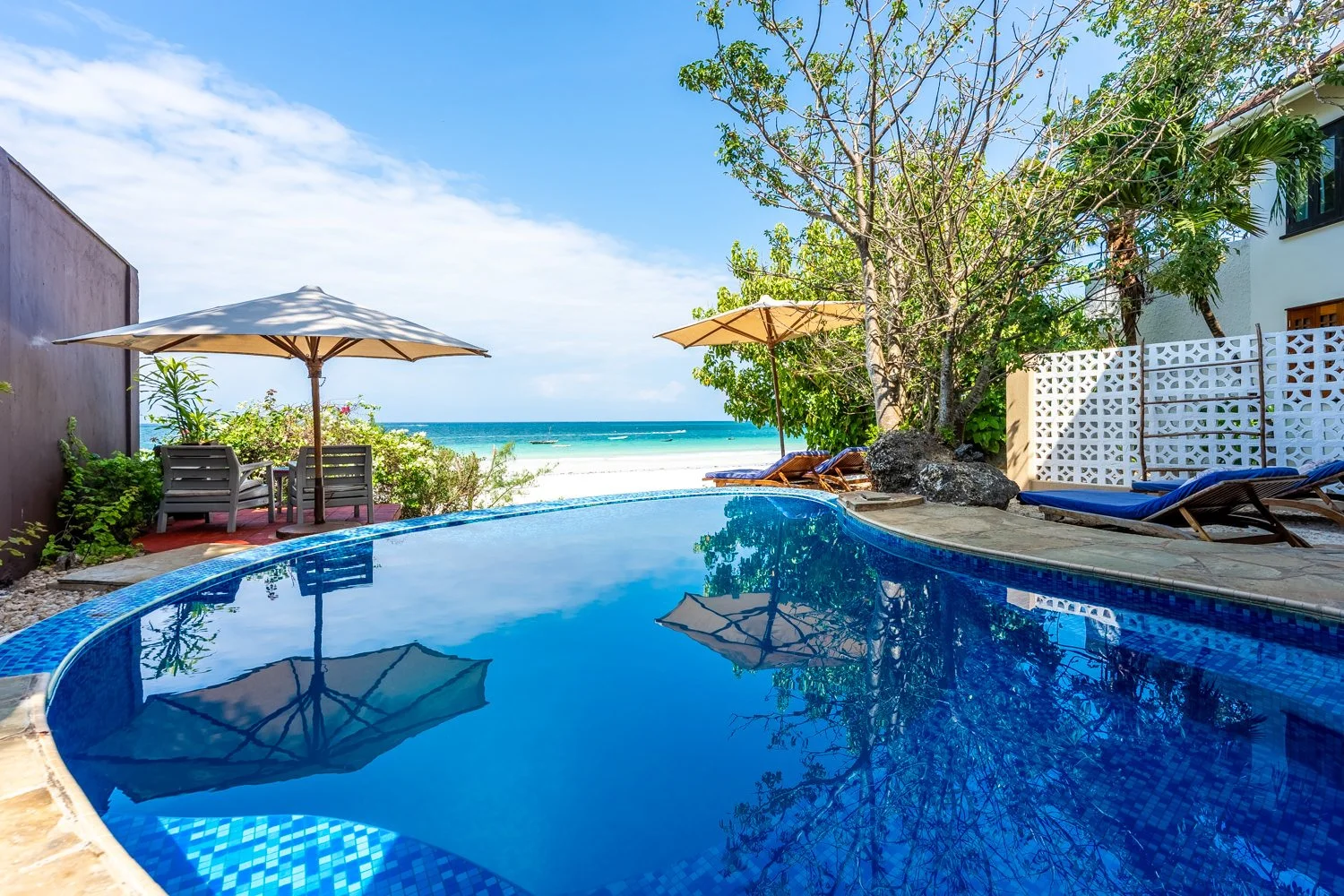0028-Tequila Pool Cabana 2026-_A7V1769-HDR.jpg