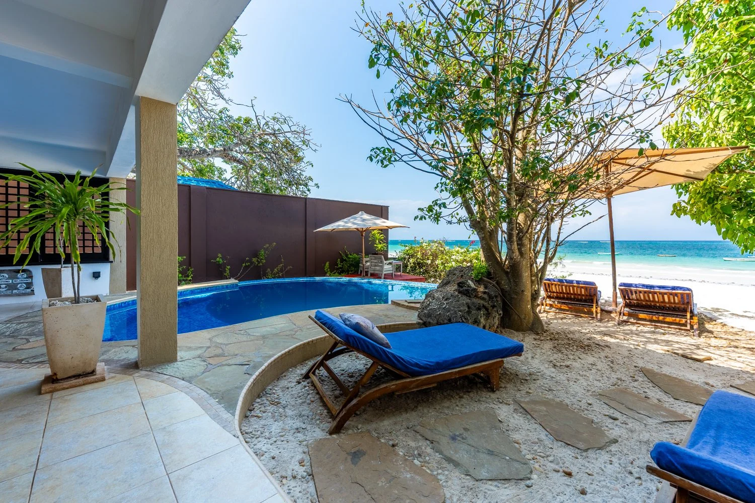 0030-Tequila Pool Cabana 2026-_A7V1775-HDR.jpg
