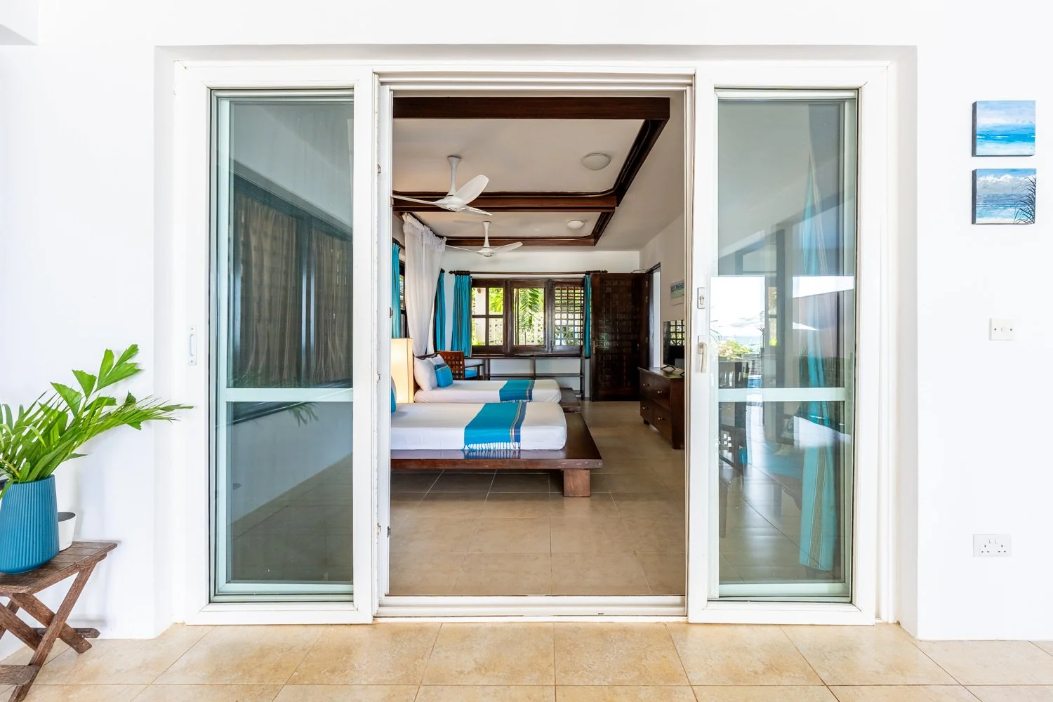 0032-Tequila Pool Cabana 2026-_A7V1787-HDR.jpg