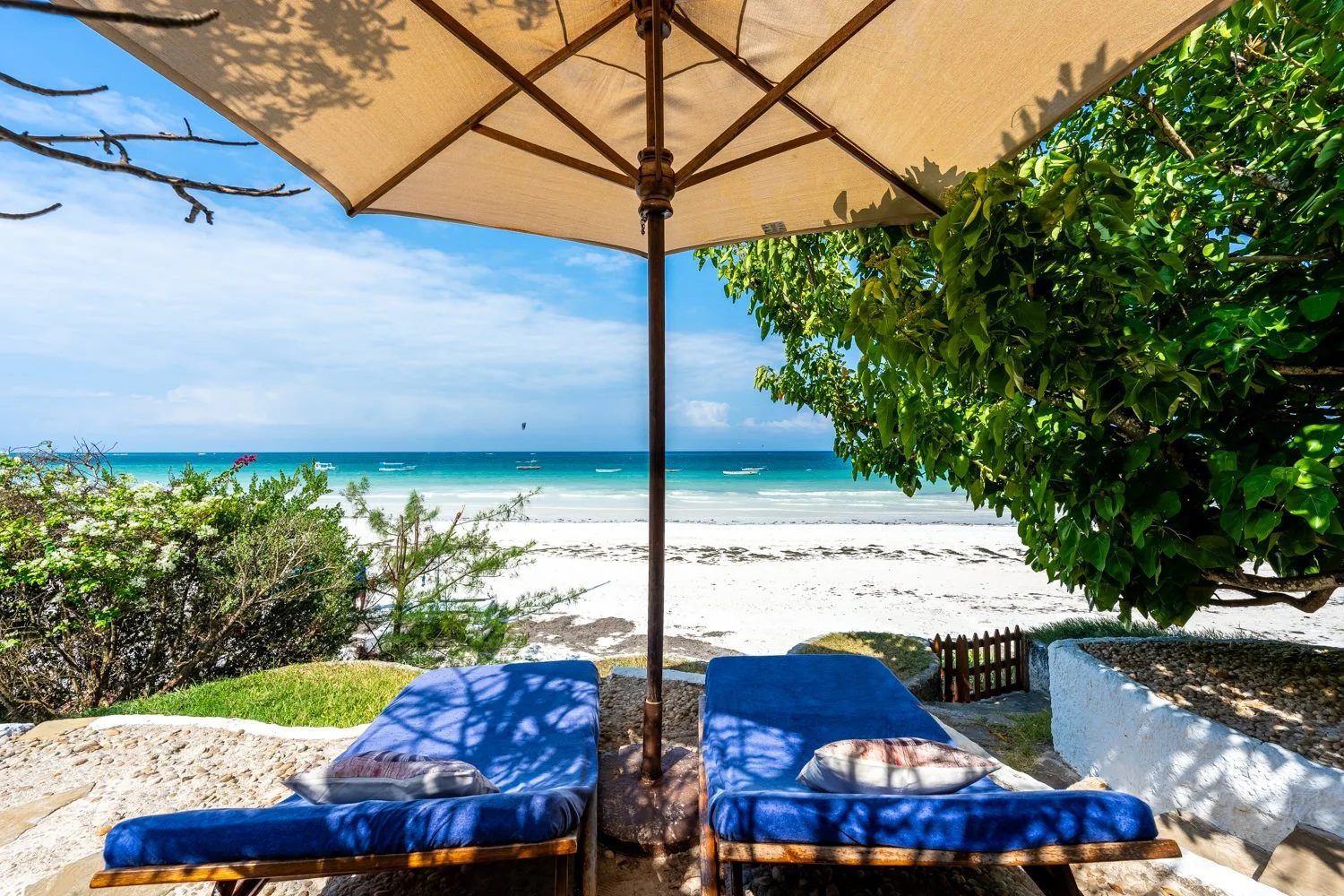 0067-Tequila Pool Cabana 2026-_A7V1940-HDR.jpg
