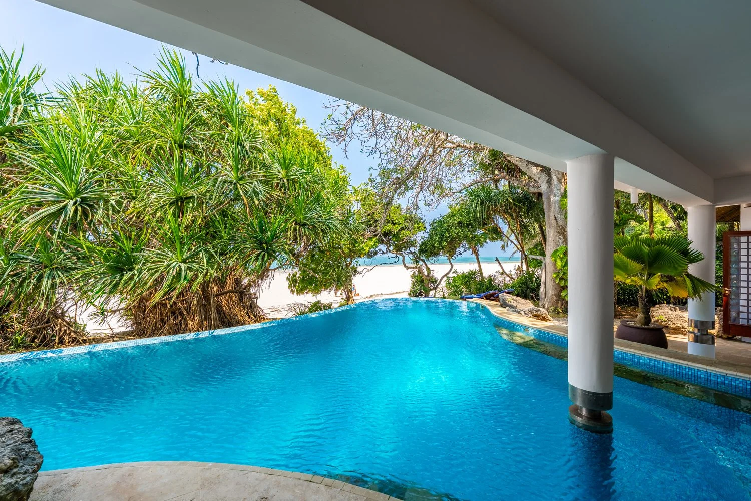 0018-Tequila Sunrise Villa 2026-_A7V2967-HDR.jpg