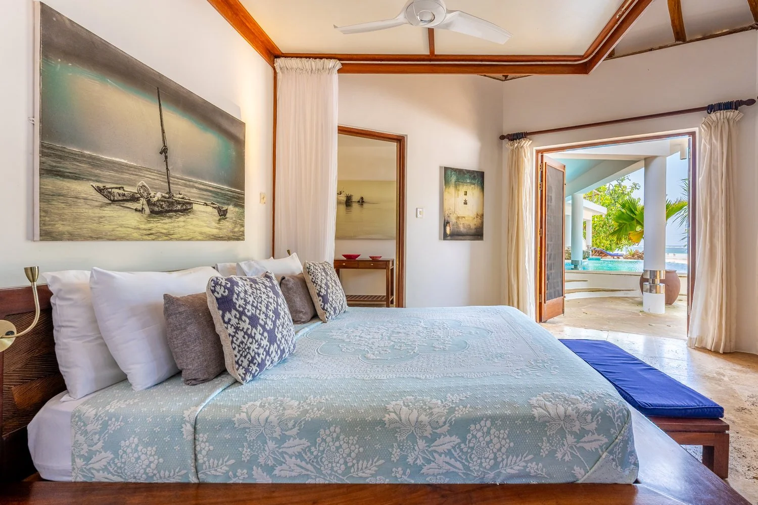 0029-Tequila Sunrise Villa 2026-_A7V3015-HDR.jpg