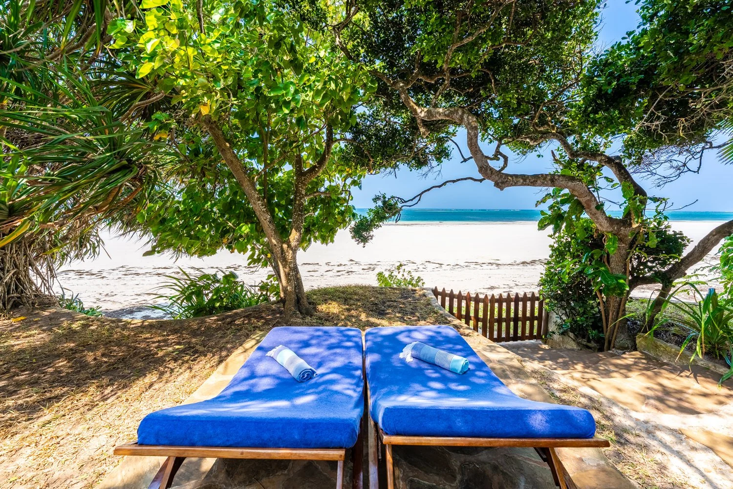 0037-Tequila Sunrise Villa 2026-_A7V3051-HDR.jpg