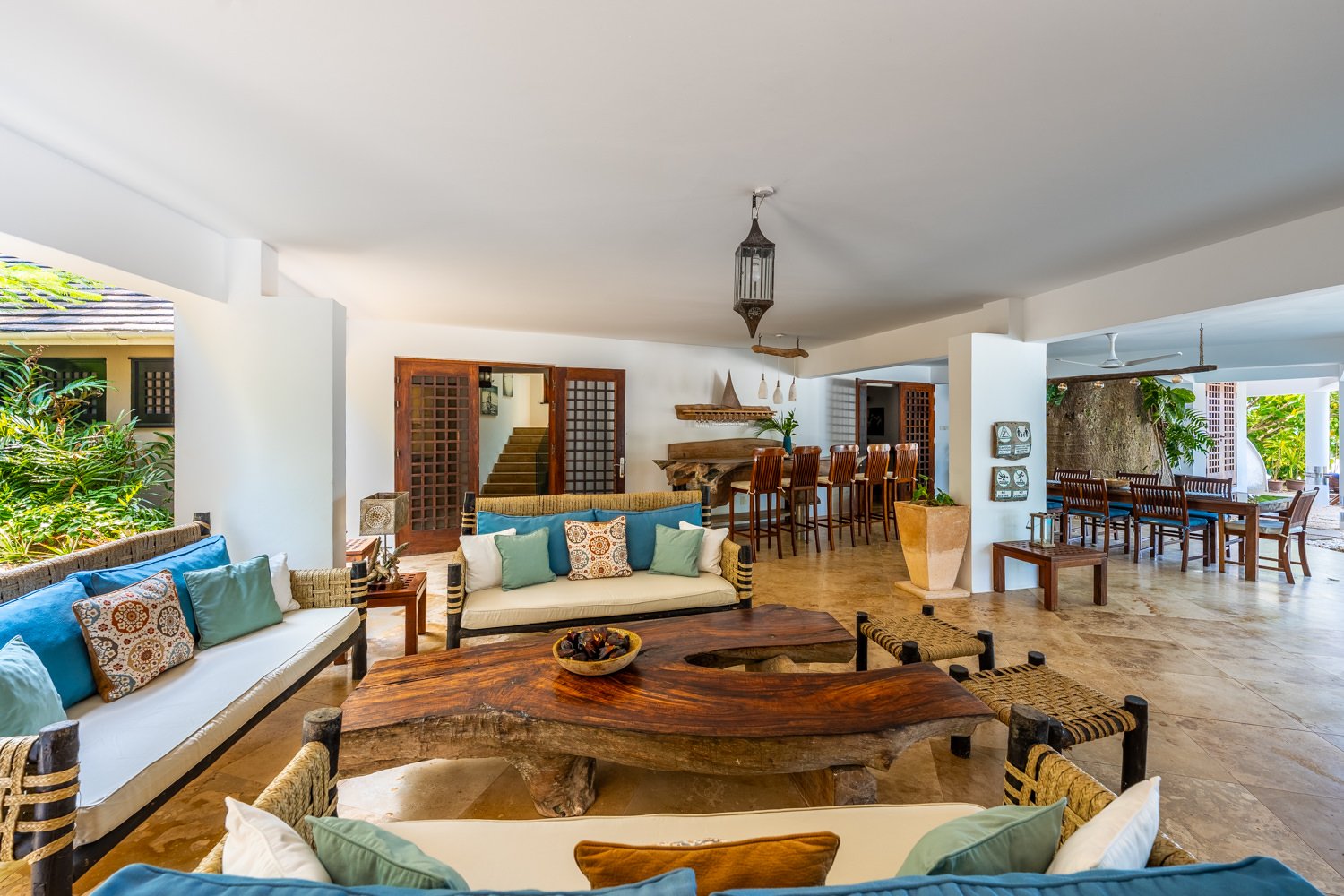 0047-Tequila Sunrise Villa 2026-_A7V3111-HDR.jpg